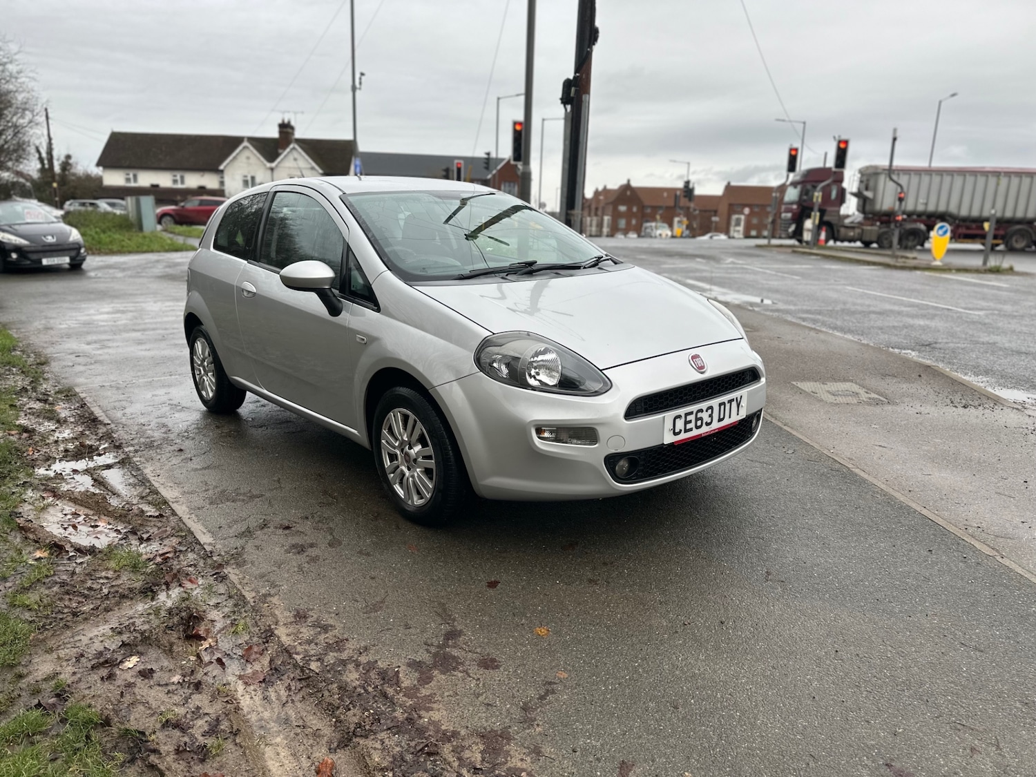 Used Fiat Punto 2013 for sale - 76877403: Photo 5