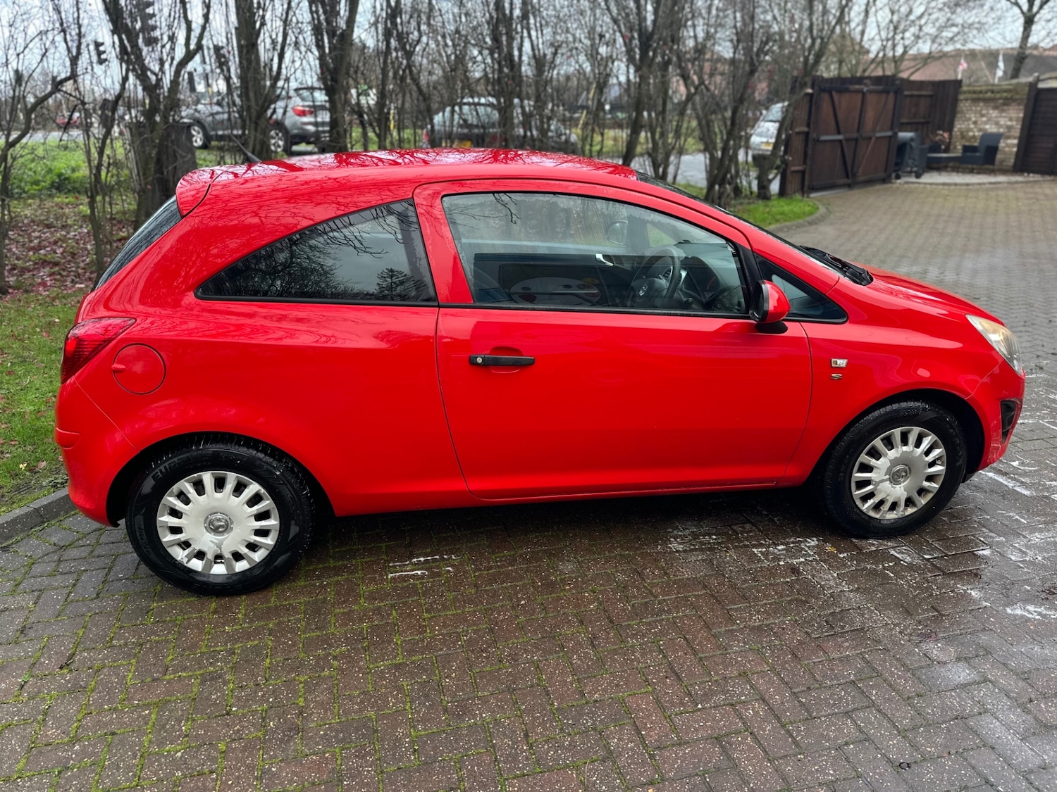 Used Vauxhall Corsa 2012 for sale - 76877398: Photo 3
