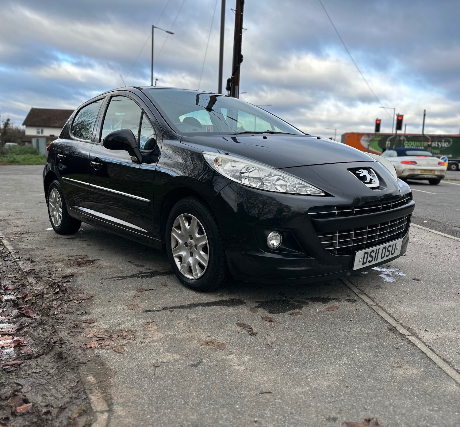 Used Peugeot 207 2011 for sale - 76638992: Photo 1