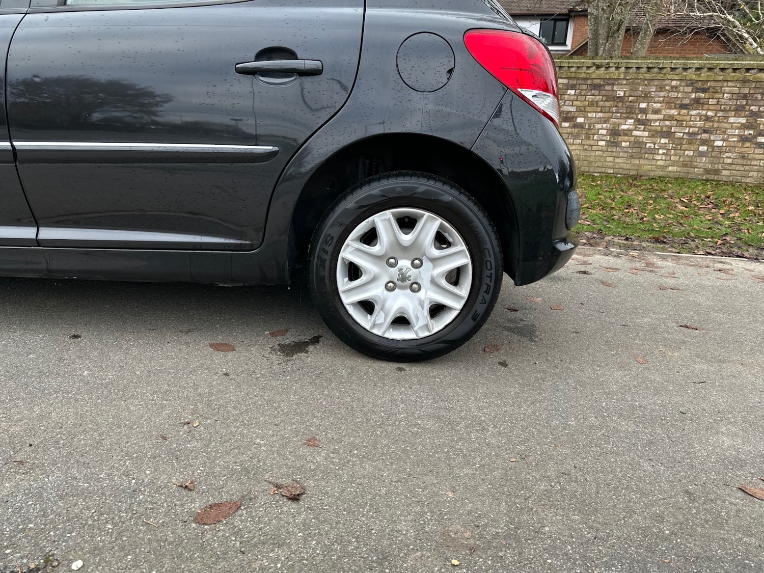 Used Peugeot 207 2011 for sale - 76638992: Photo 12