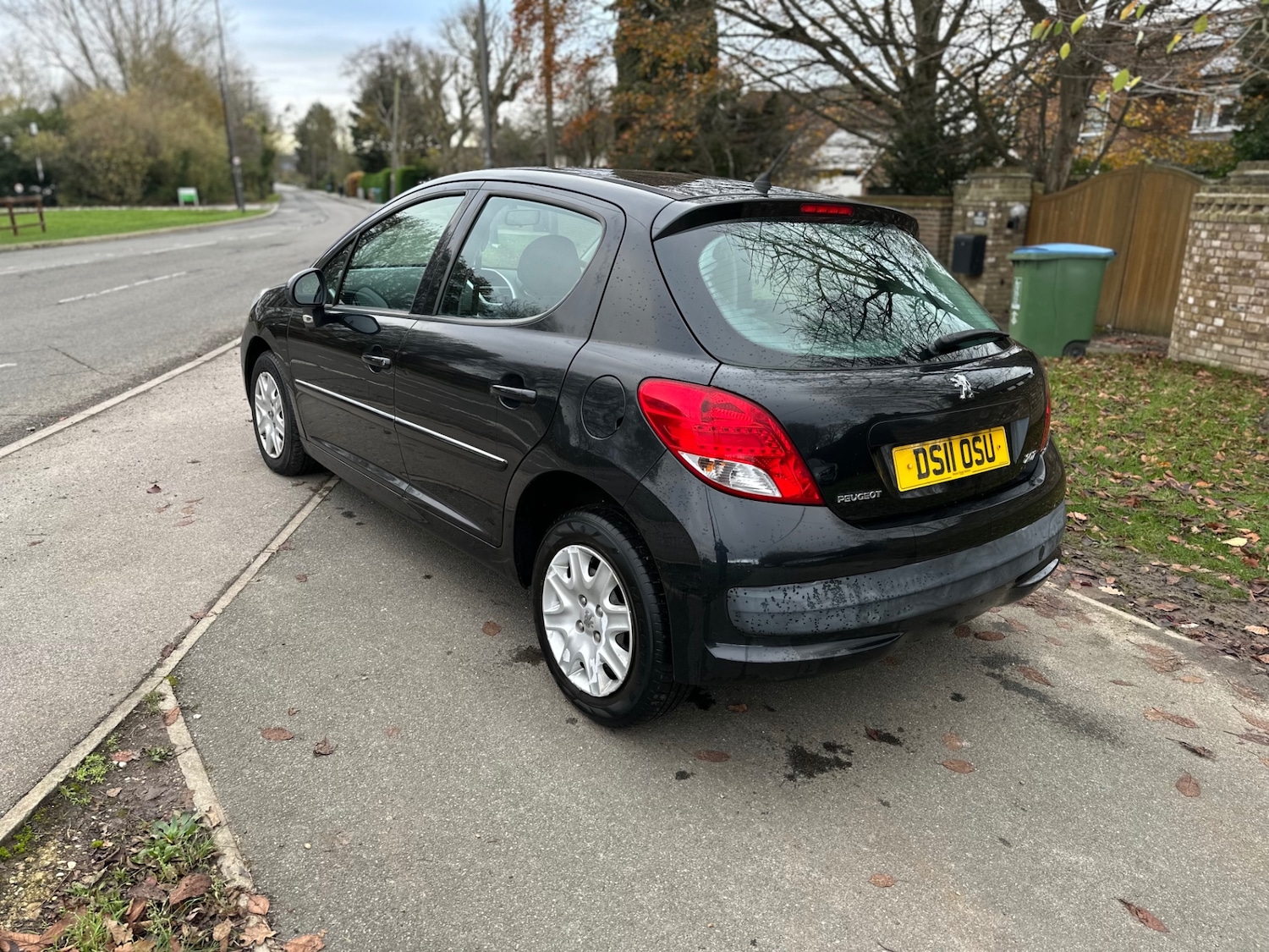 Used Peugeot 207 2011 for sale - 76638992: Photo 6