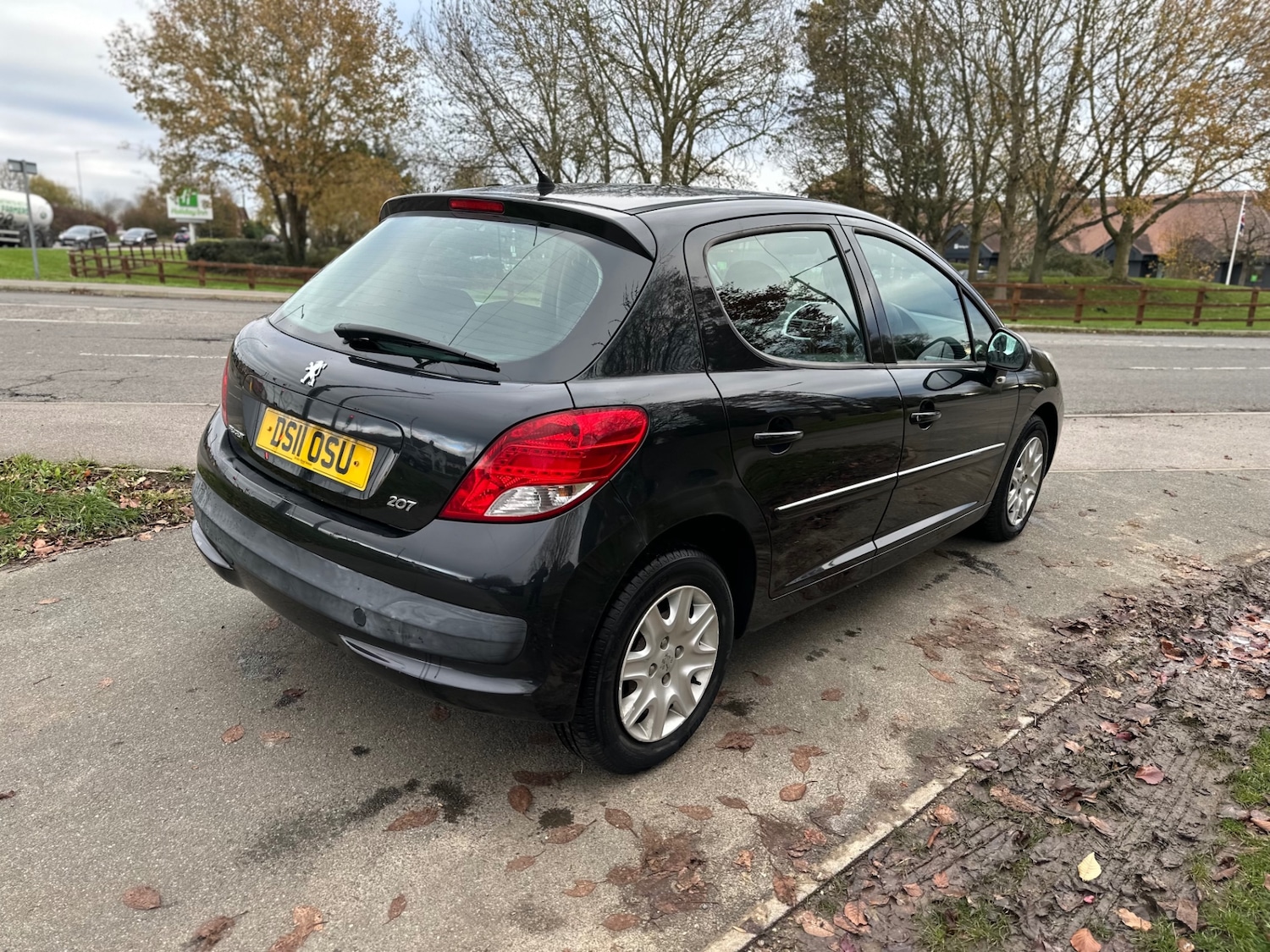 Used Peugeot 207 2011 for sale - 76638992: Photo 7