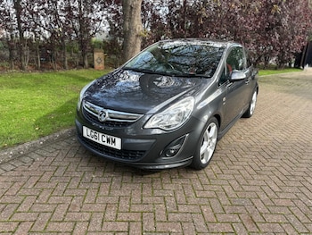 Vauxhall - Corsa