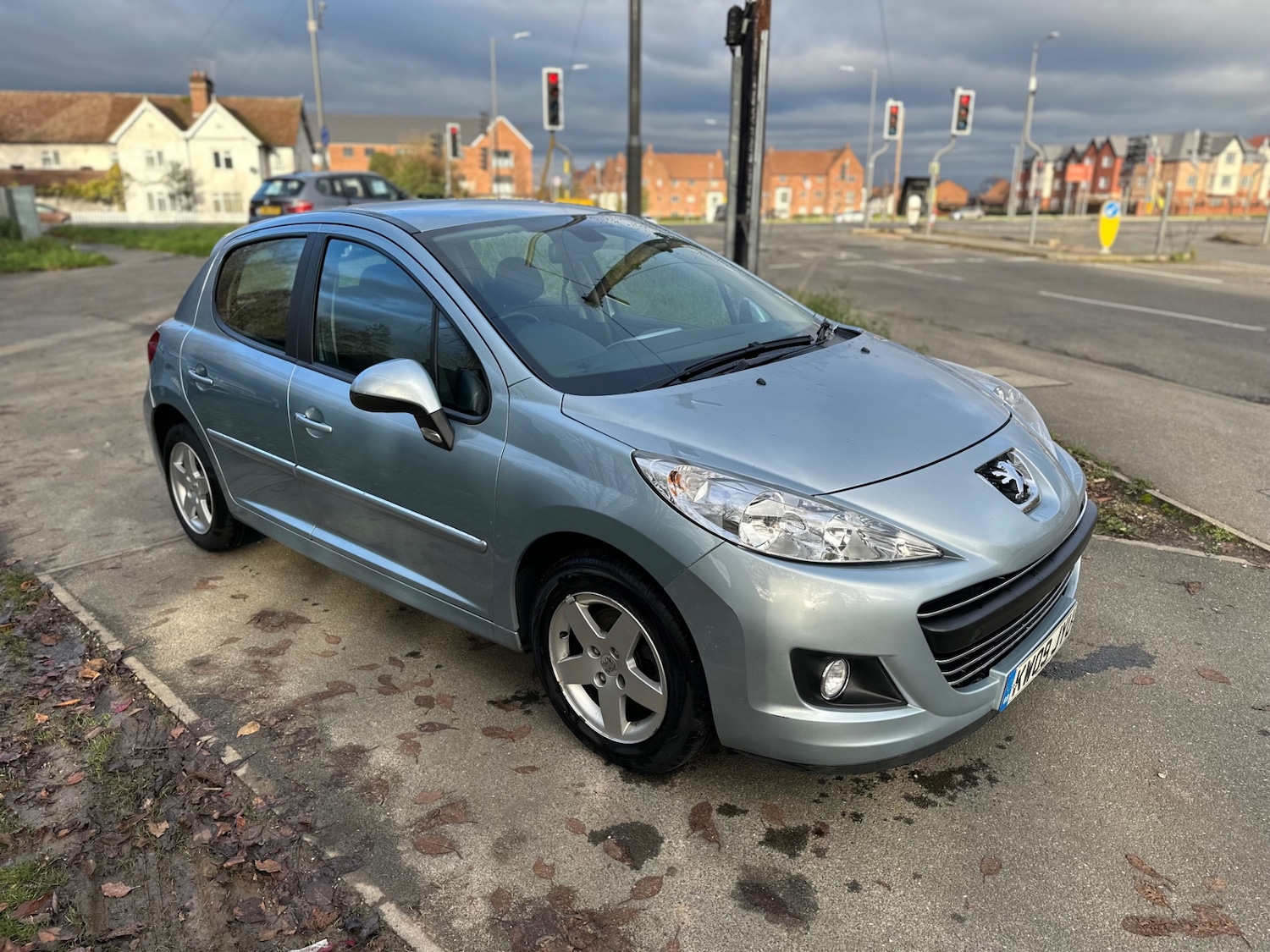 Used Peugeot 207 2009 for sale - 76640077: Photo 2