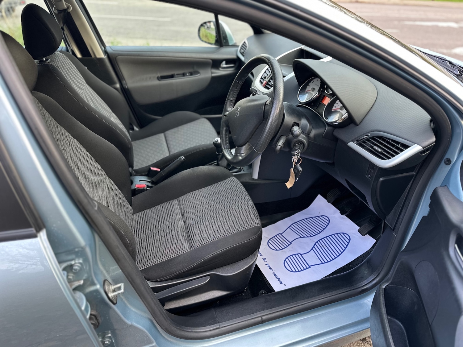 Used Peugeot 207 2009 for sale - 76640077: Photo 22