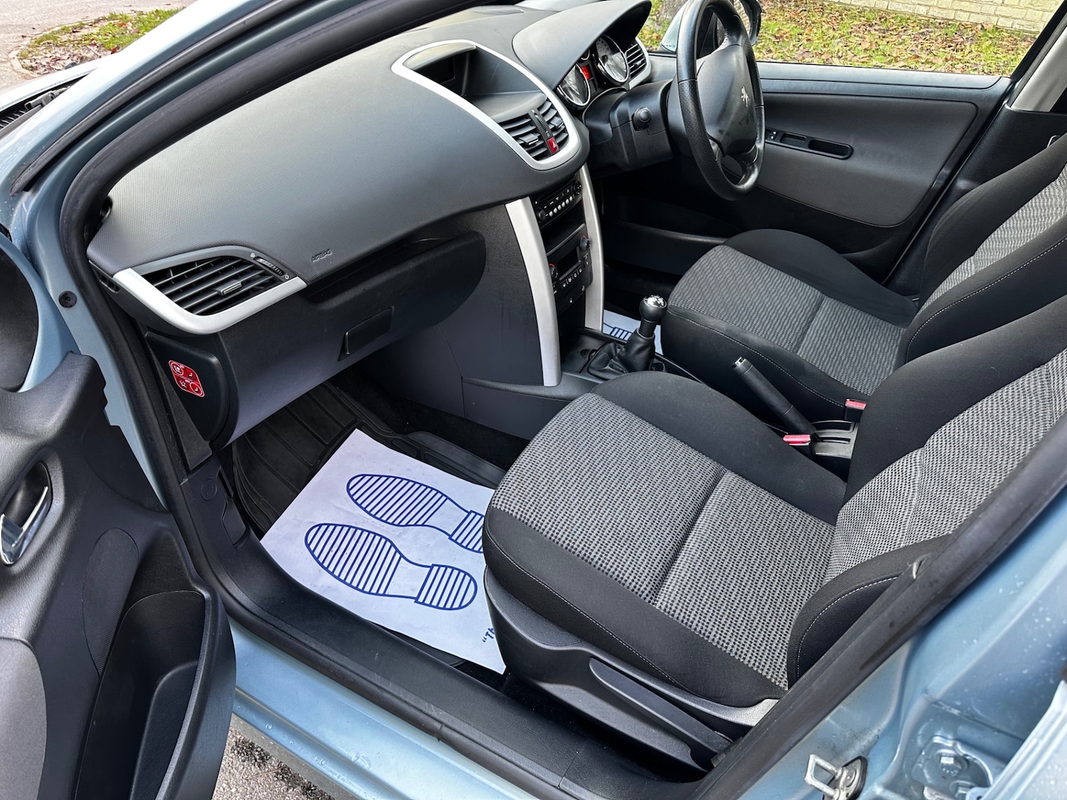 Used Peugeot 207 2009 for sale - 76640077: Photo 26