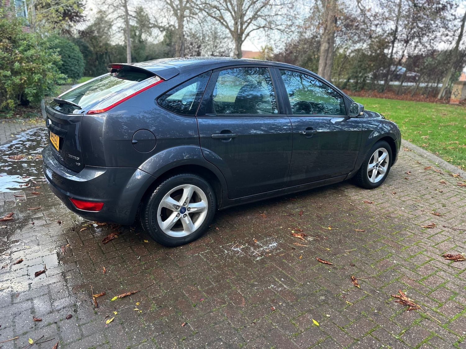 Used Ford Focus 2009 for sale - 76445350: Photo 19