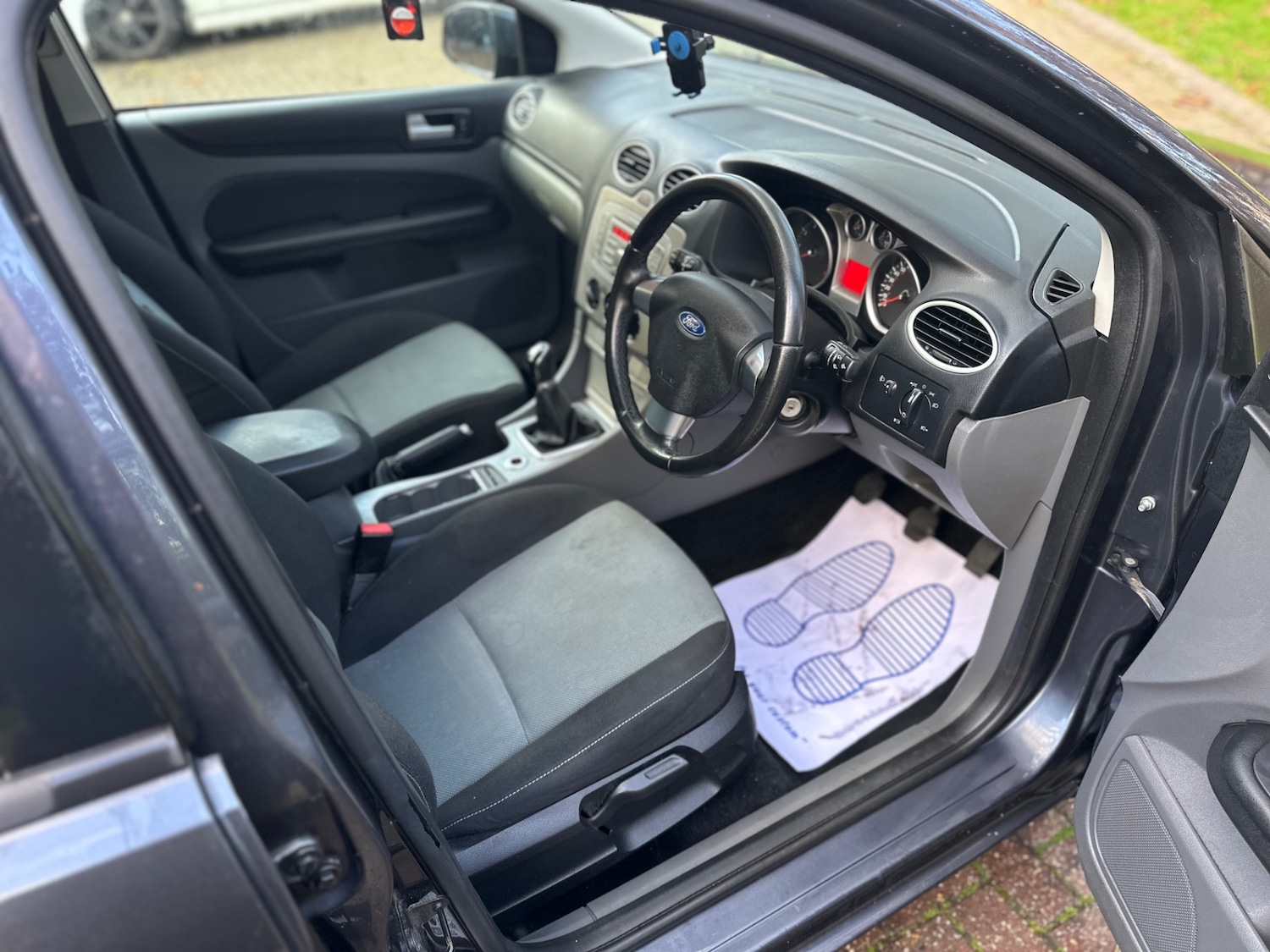 Used Ford Focus 2009 for sale - 76445350: Photo 30