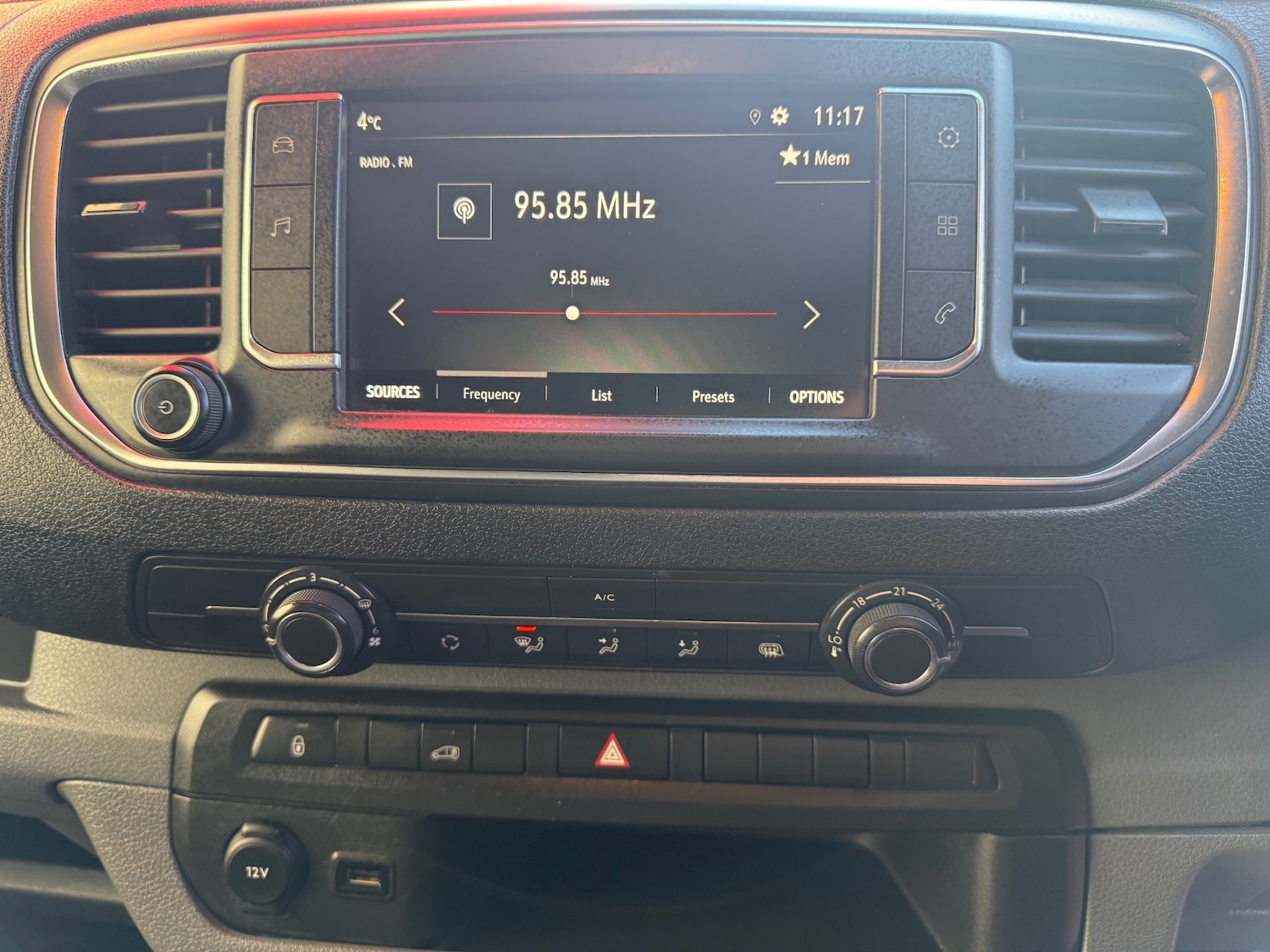 Used Vauxhall Vivaro 2019 for sale - 77077375: Photo 27