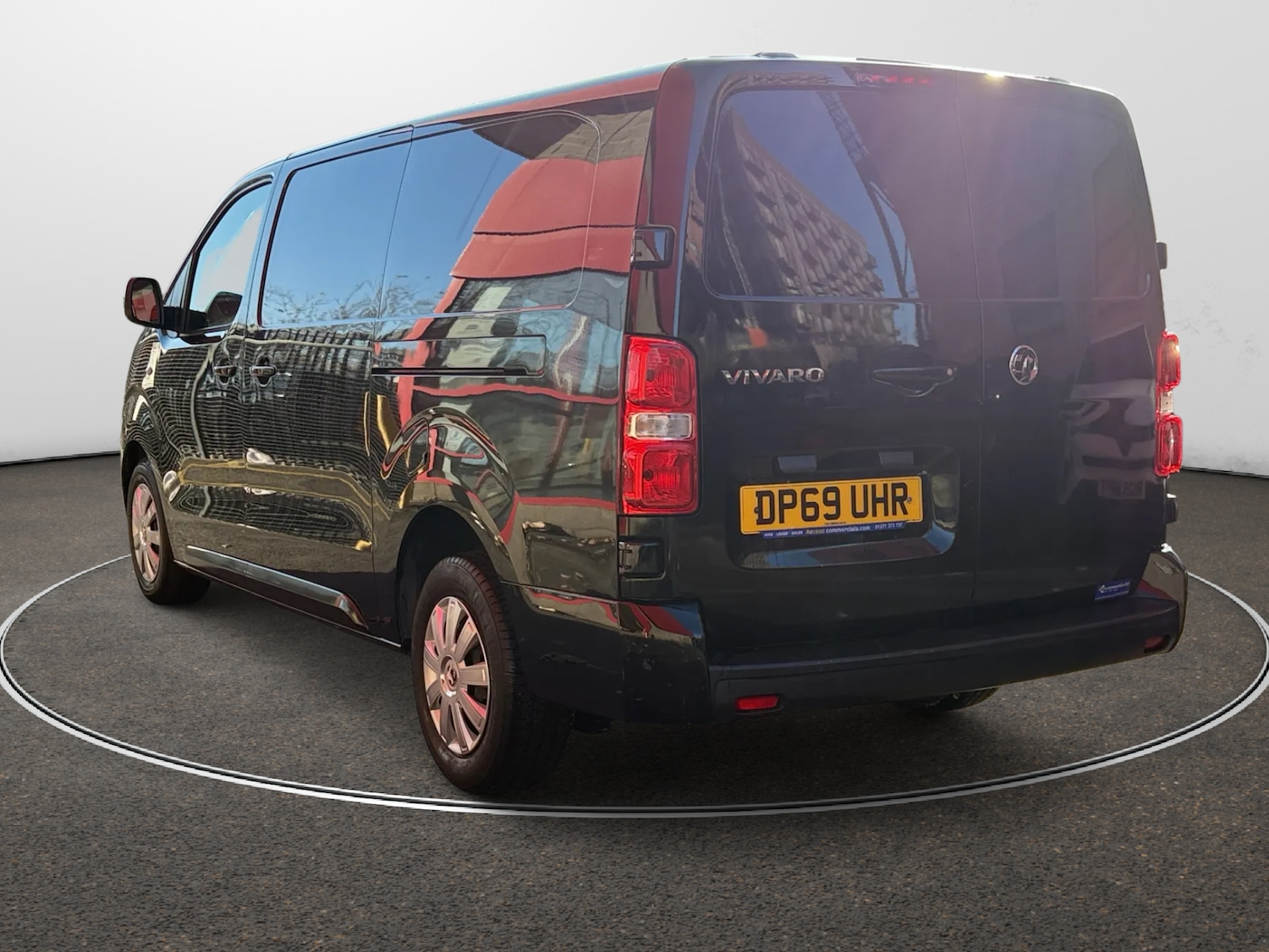 Used Vauxhall Vivaro 2019 for sale - 77077375: Photo 4