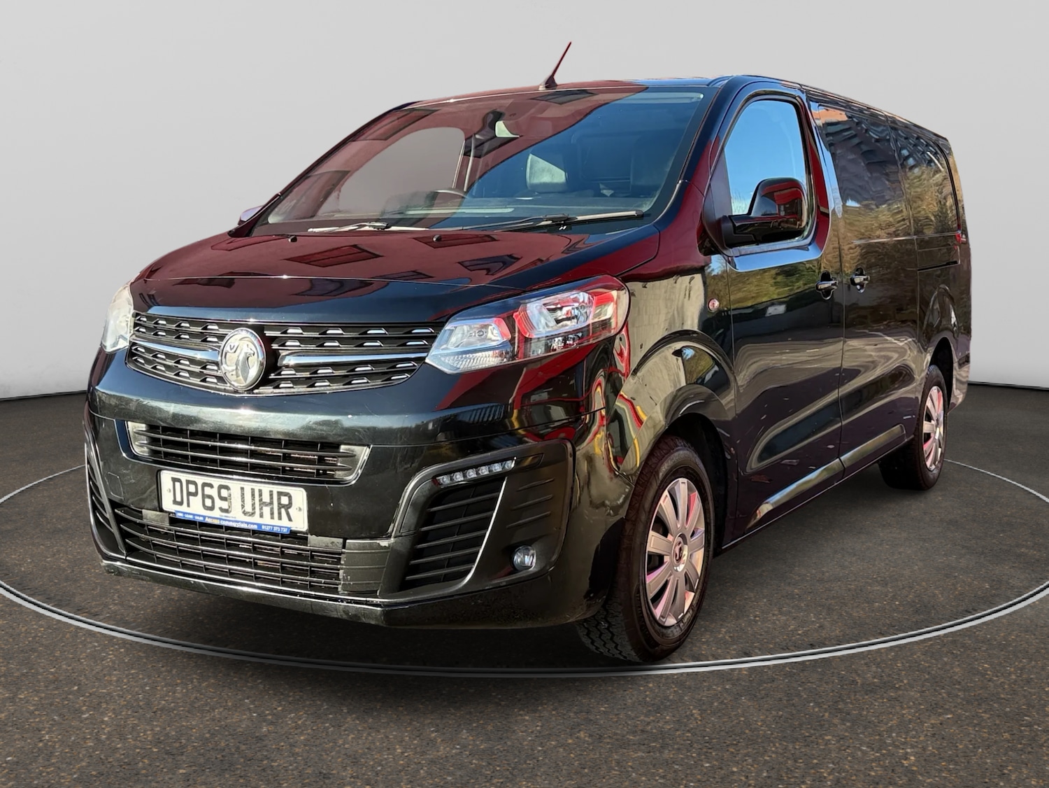 Used Vauxhall Vivaro 2019 for sale - 77077375: Photo 8