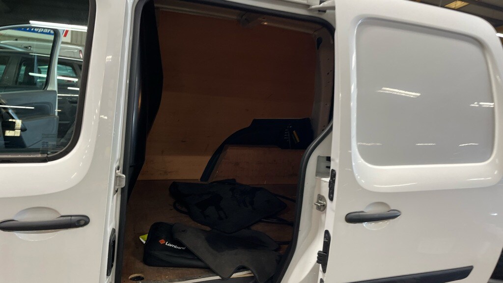 Used Renault Kangoo 2020 for sale - 77934617: Photo 11