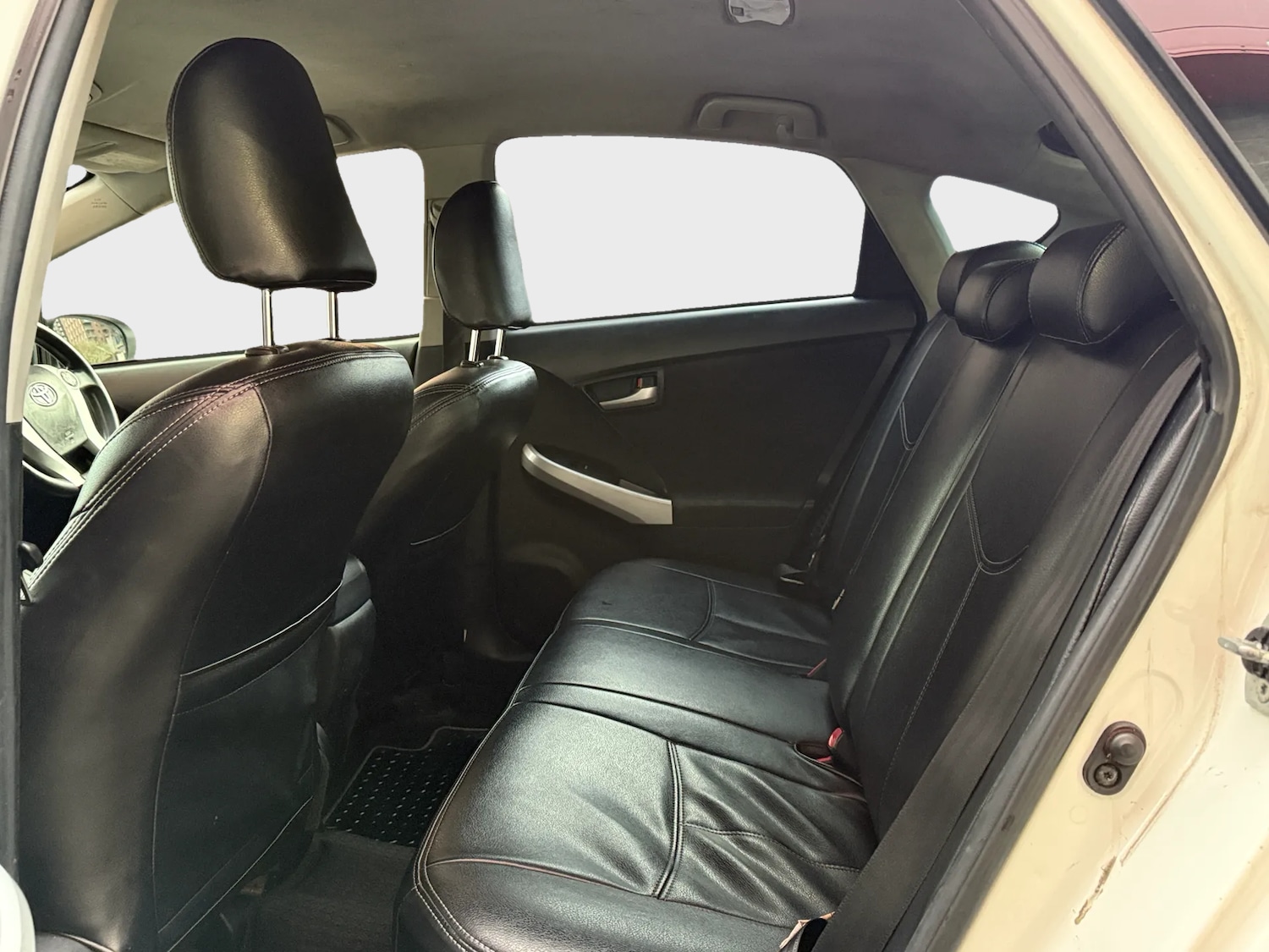 Used Toyota Prius 2017 for sale - 77618328: Photo 15