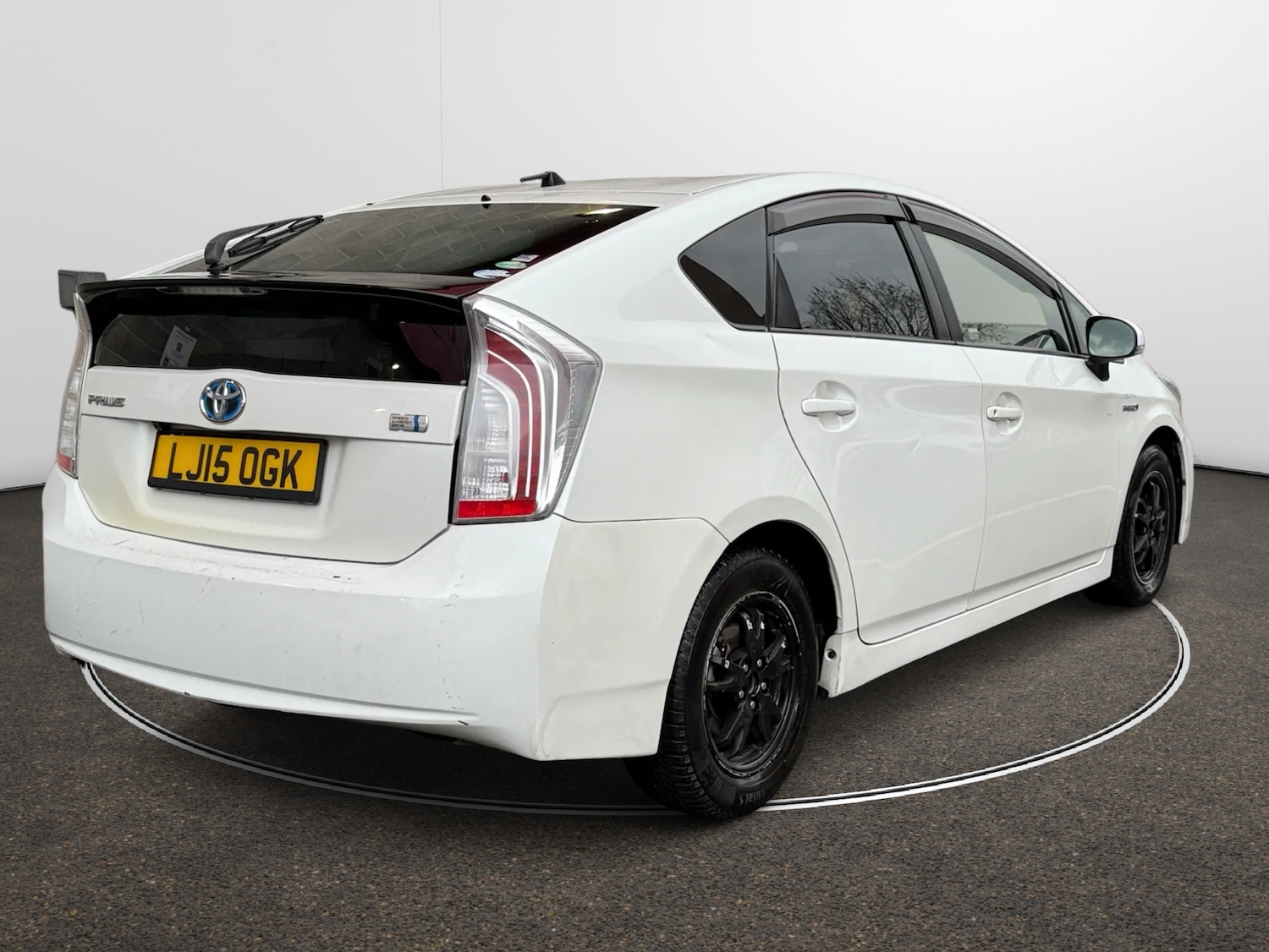 Used Toyota Prius 2017 for sale - 77618328: Photo 3