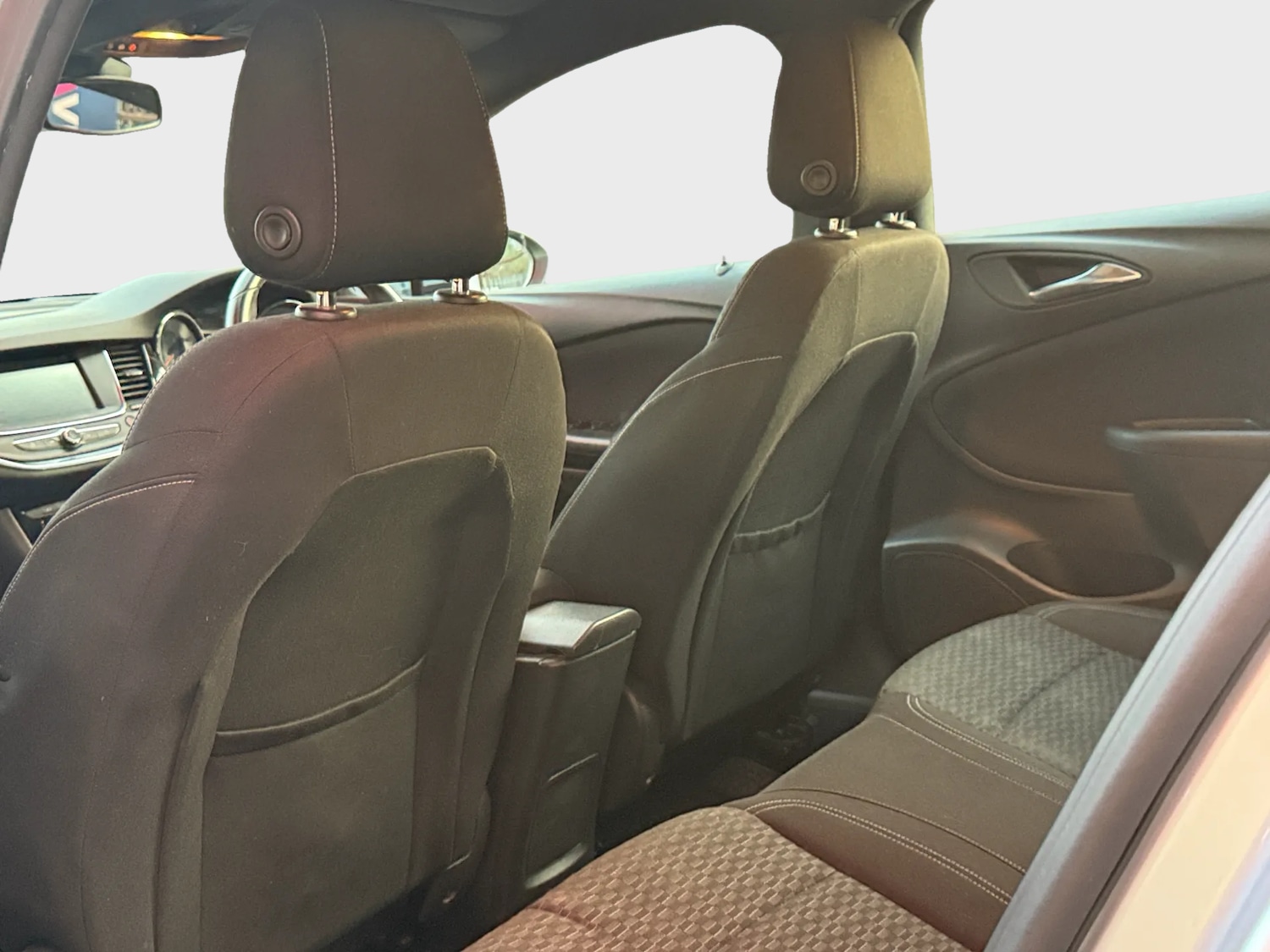 Used Vauxhall Astra 2017 for sale - 77767026: Photo 18