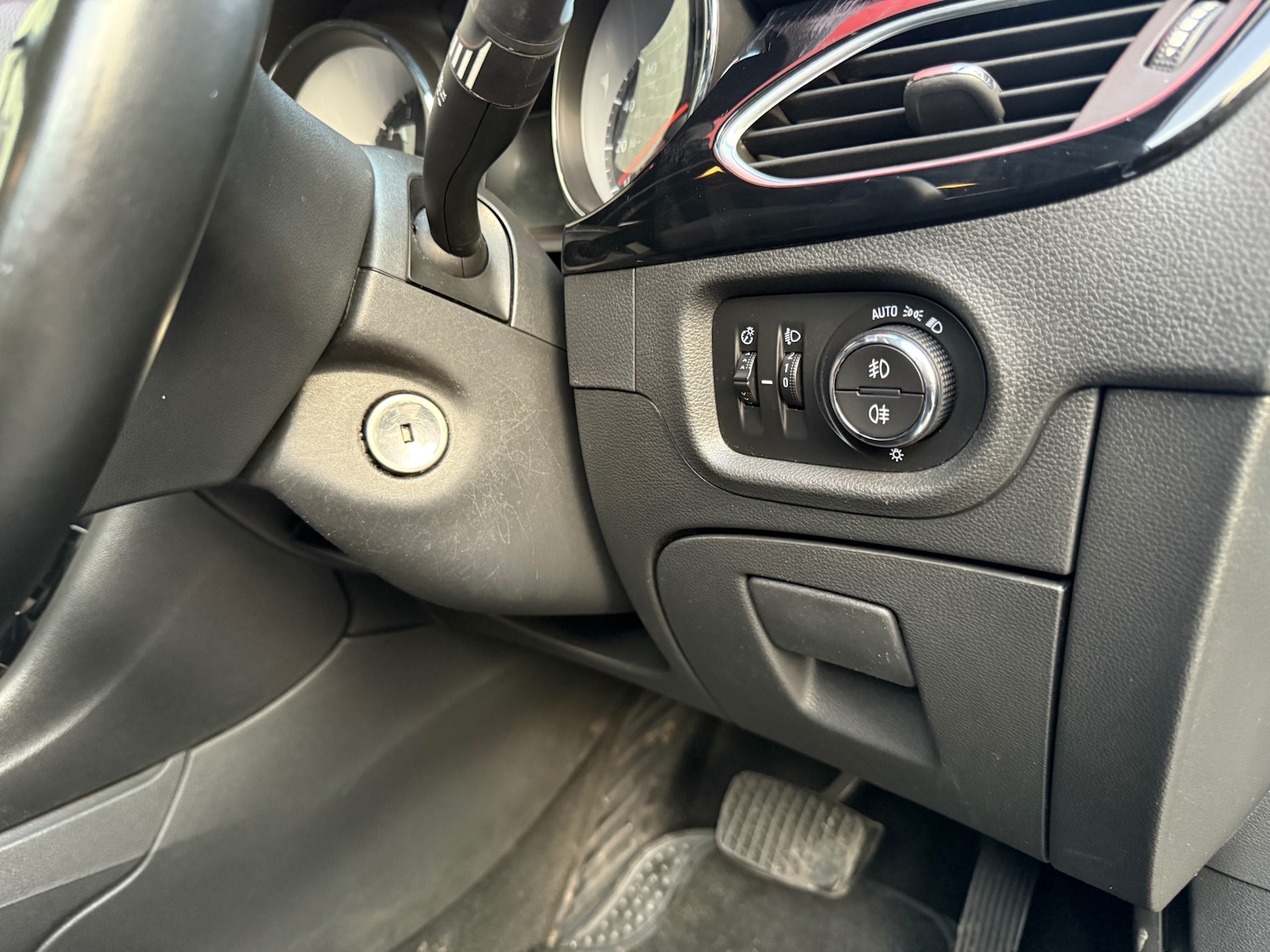 Used Vauxhall Astra 2017 for sale - 77767026: Photo 25