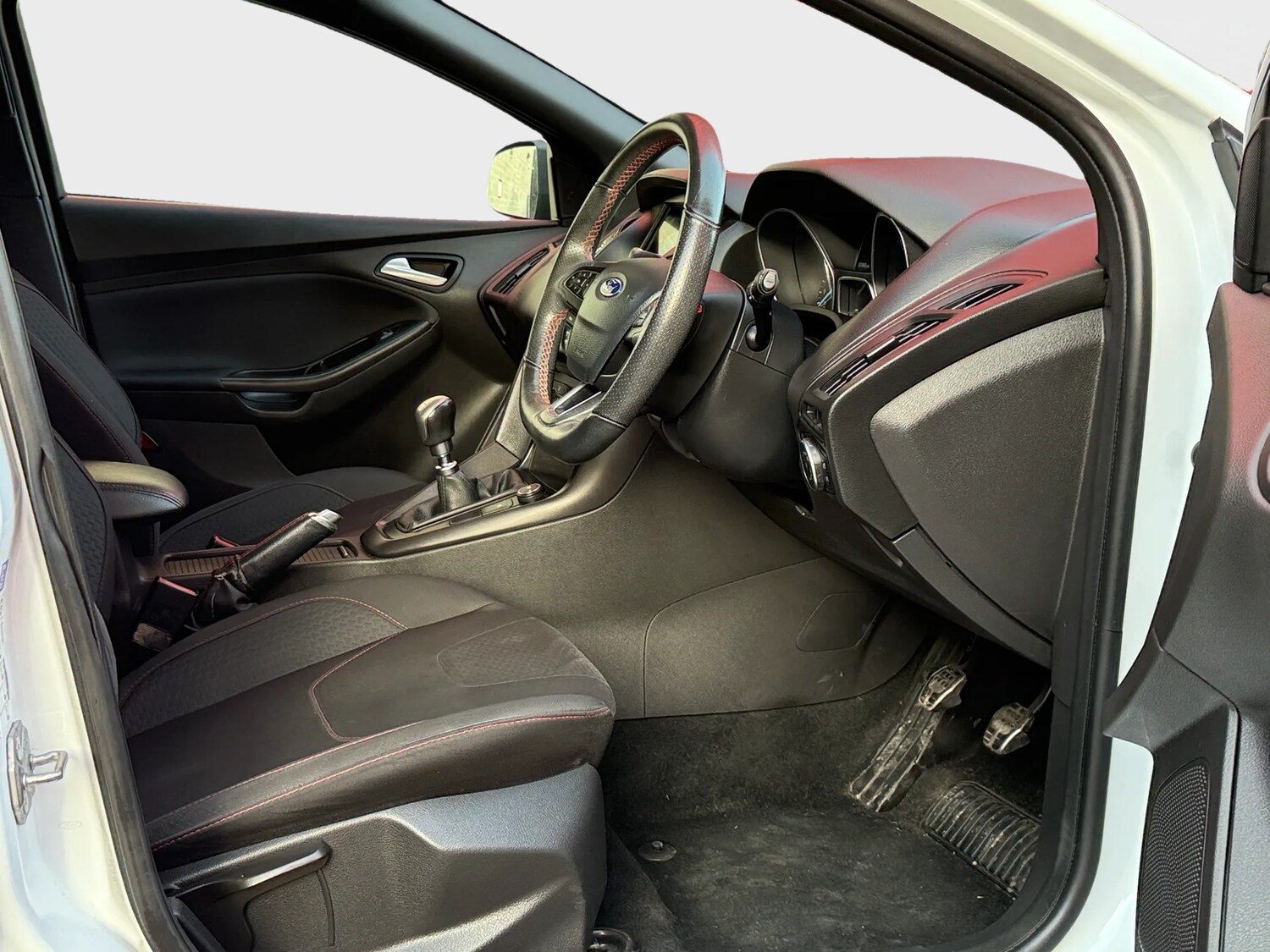 Used Ford Focus 2018 for sale - 77767037: Photo 9