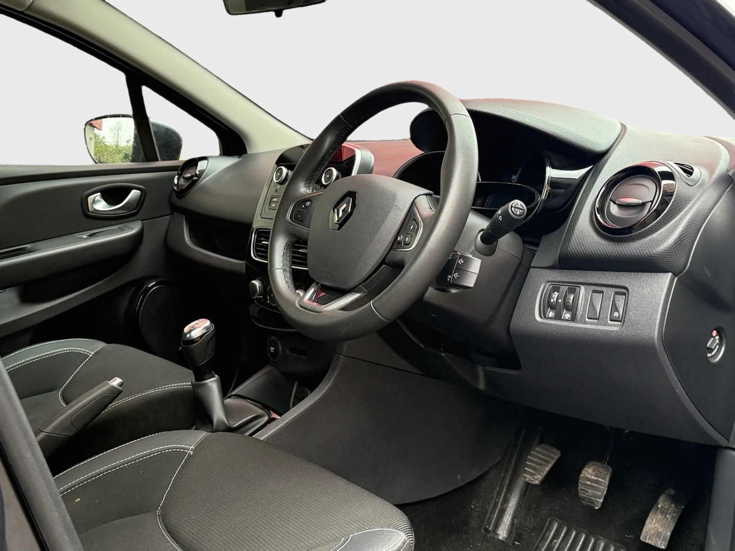 Used Renault Clio 2019 for sale - 78061485: Photo 12