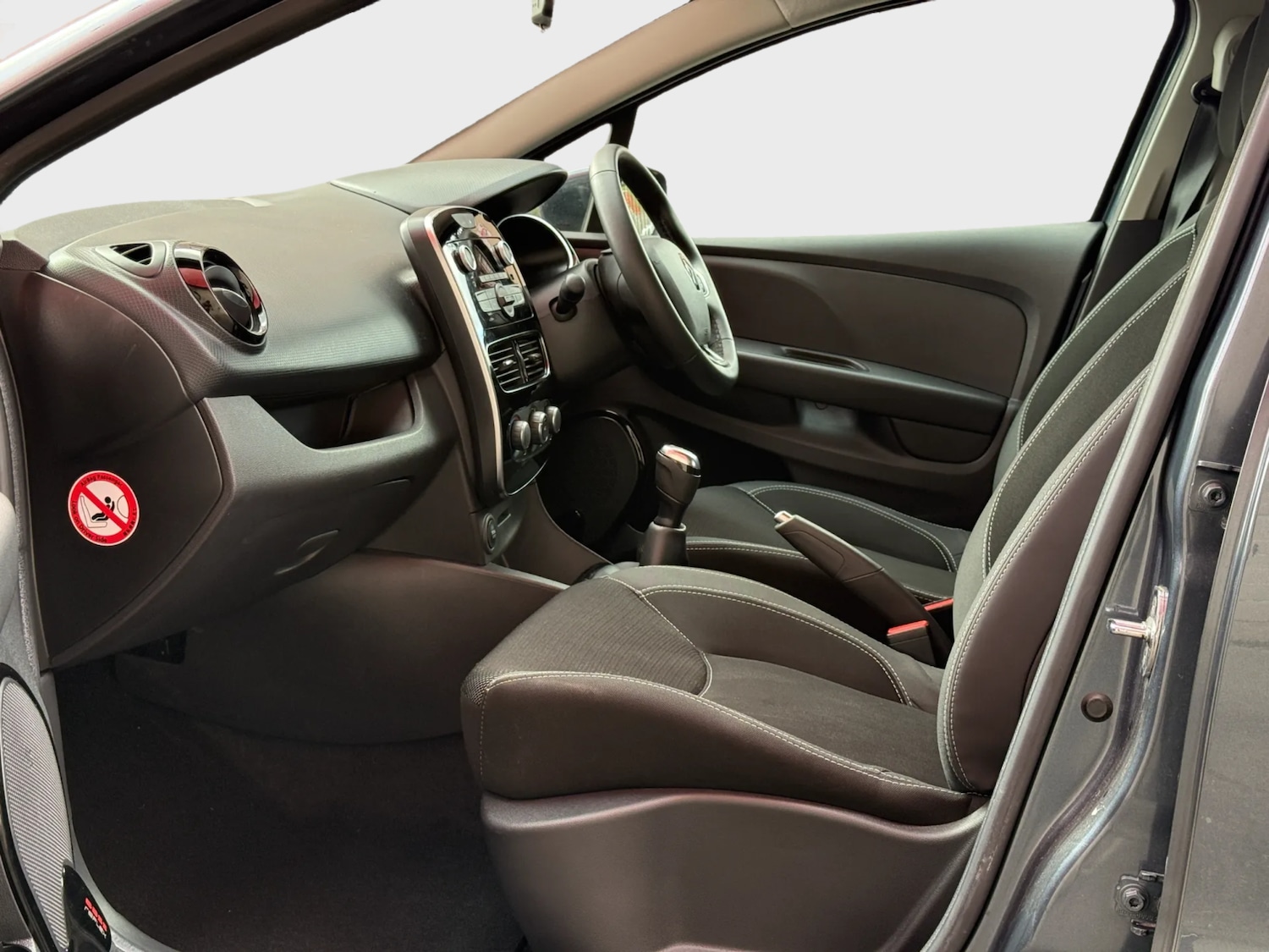 Used Renault Clio 2019 for sale - 78061485: Photo 20