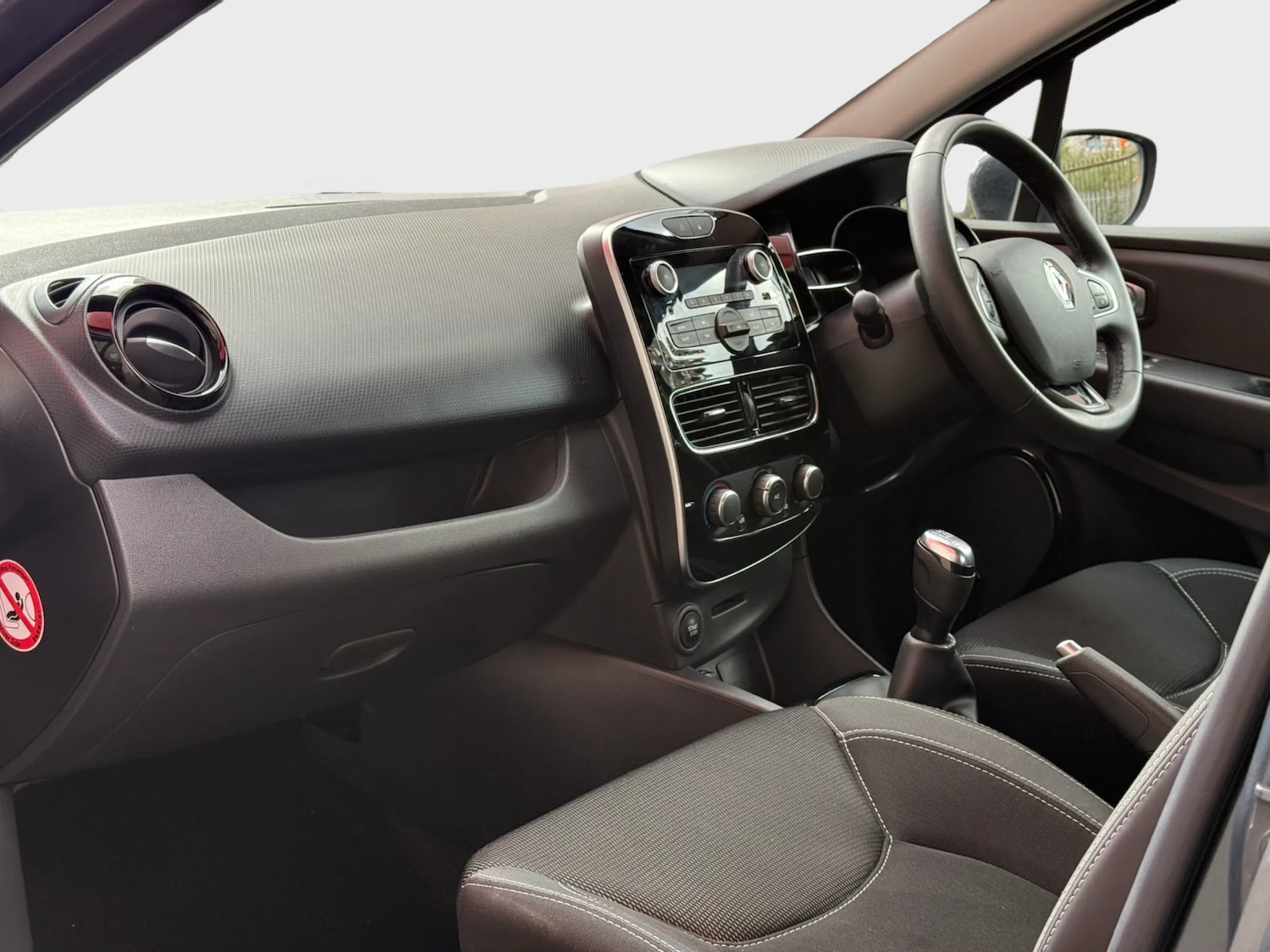 Used Renault Clio 2019 for sale - 78061485: Photo 21