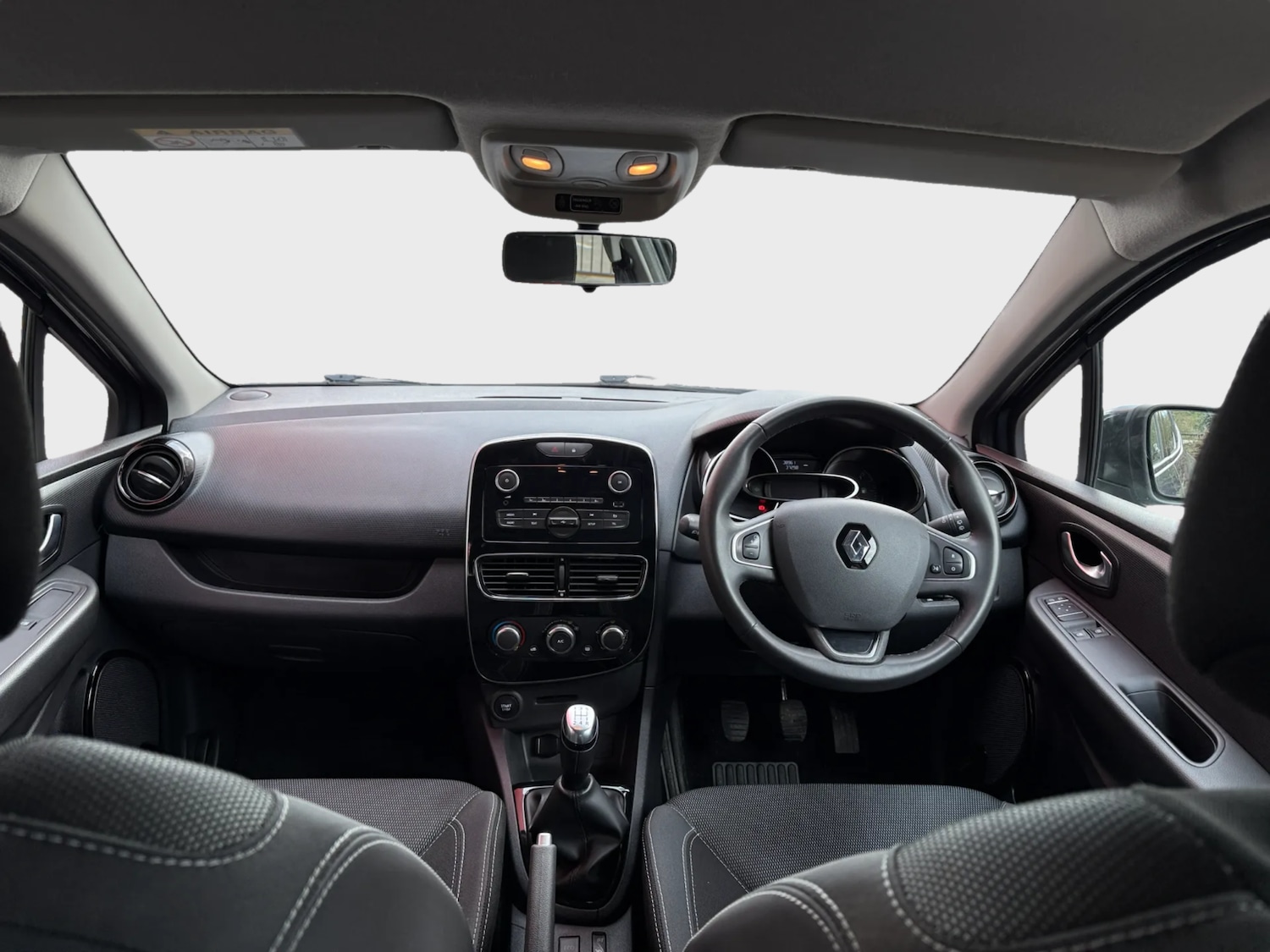 Used Renault Clio 2019 for sale - 78061485: Photo 23