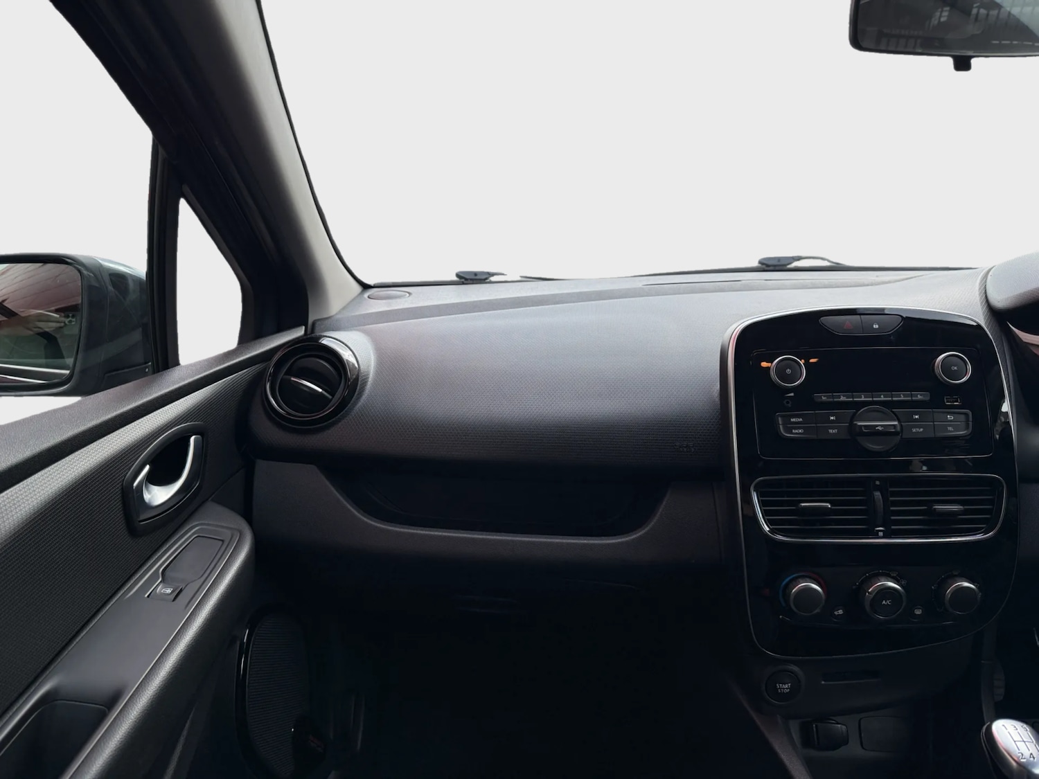 Used Renault Clio 2019 for sale - 78061485: Photo 27