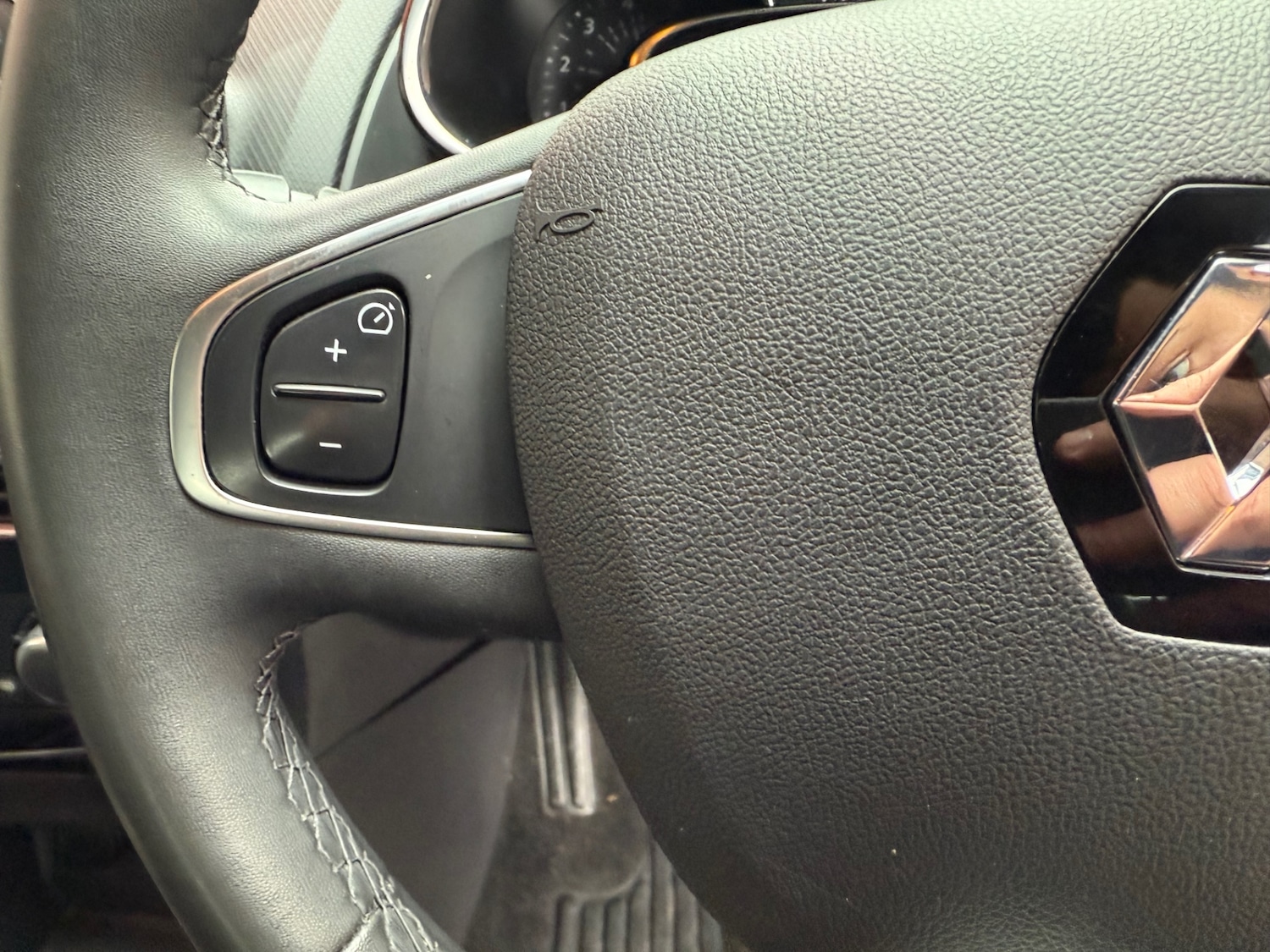 Used Renault Clio 2019 for sale - 78061485: Photo 34