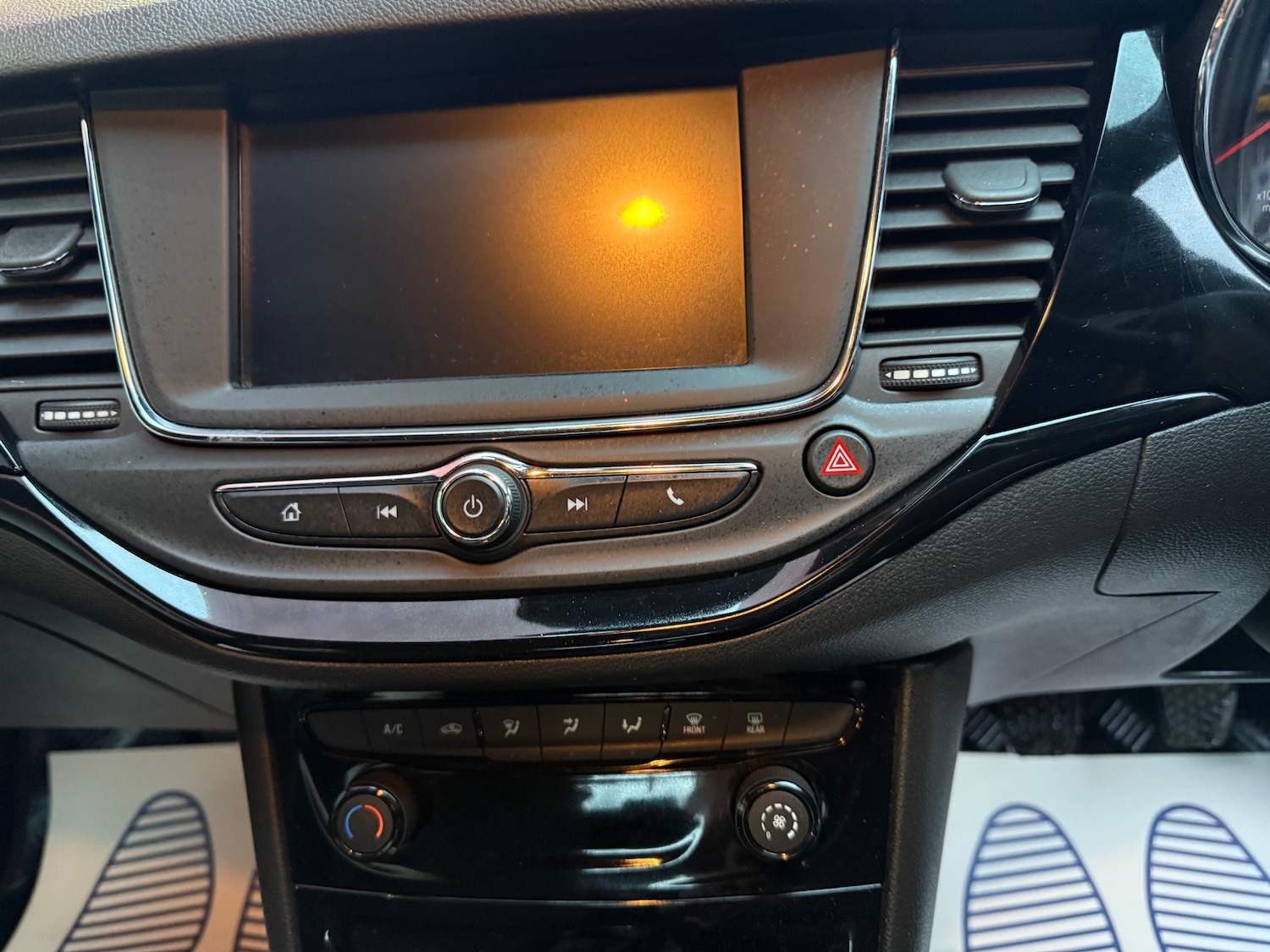 Used Vauxhall Astra 2017 for sale - 77545484: Photo 41