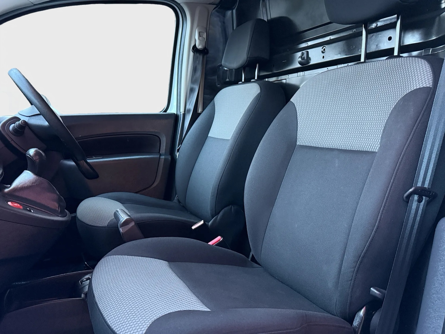 Used Renault Kangoo 2019 for sale - 76984260: Photo 28