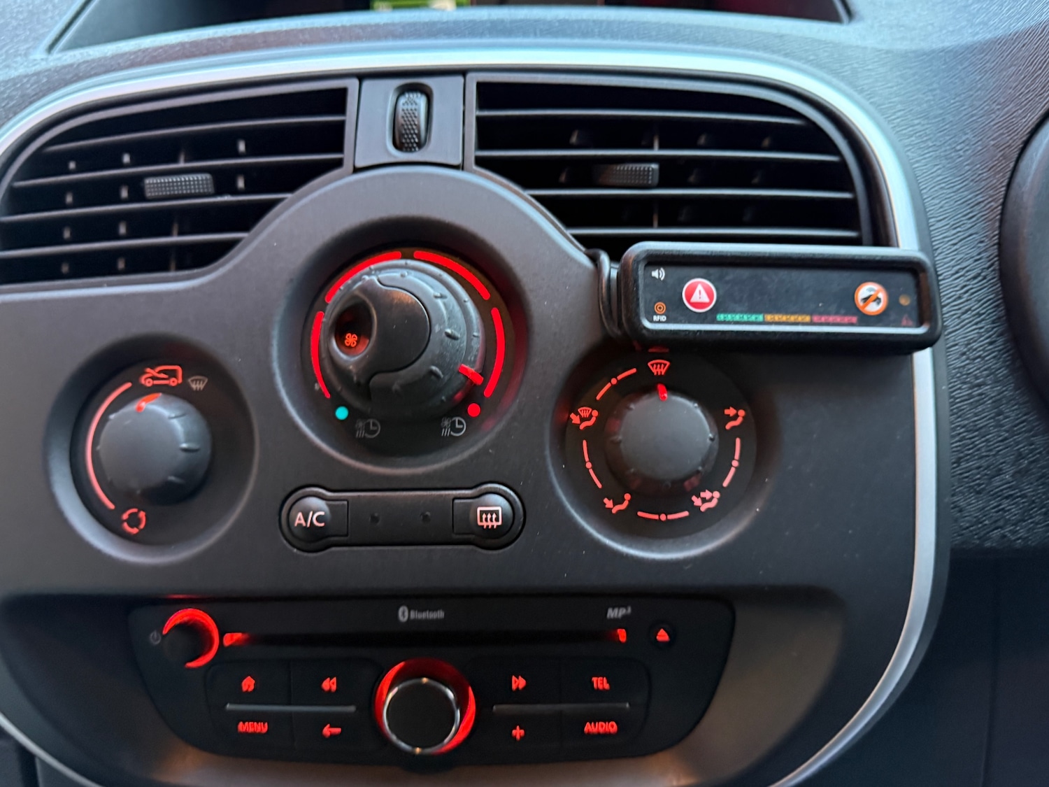 Used Renault Kangoo 2019 for sale - 76984260: Photo 32