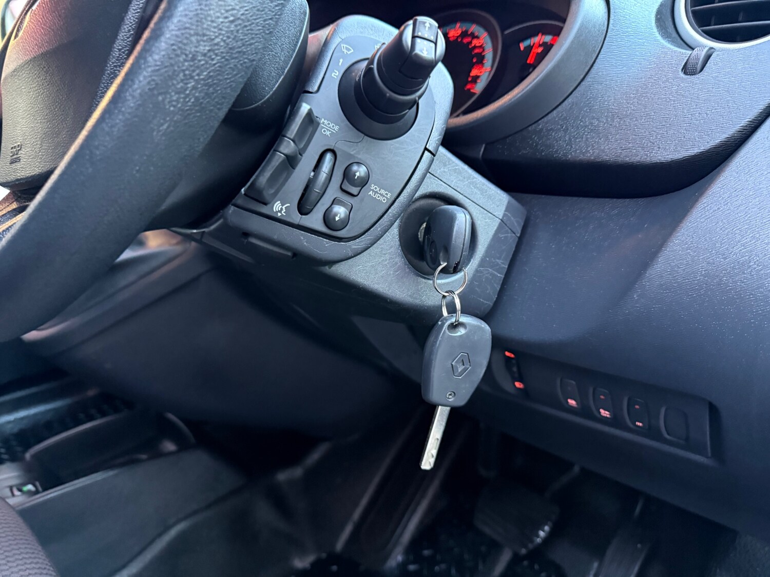 Used Renault Kangoo 2019 for sale - 76984260: Photo 39