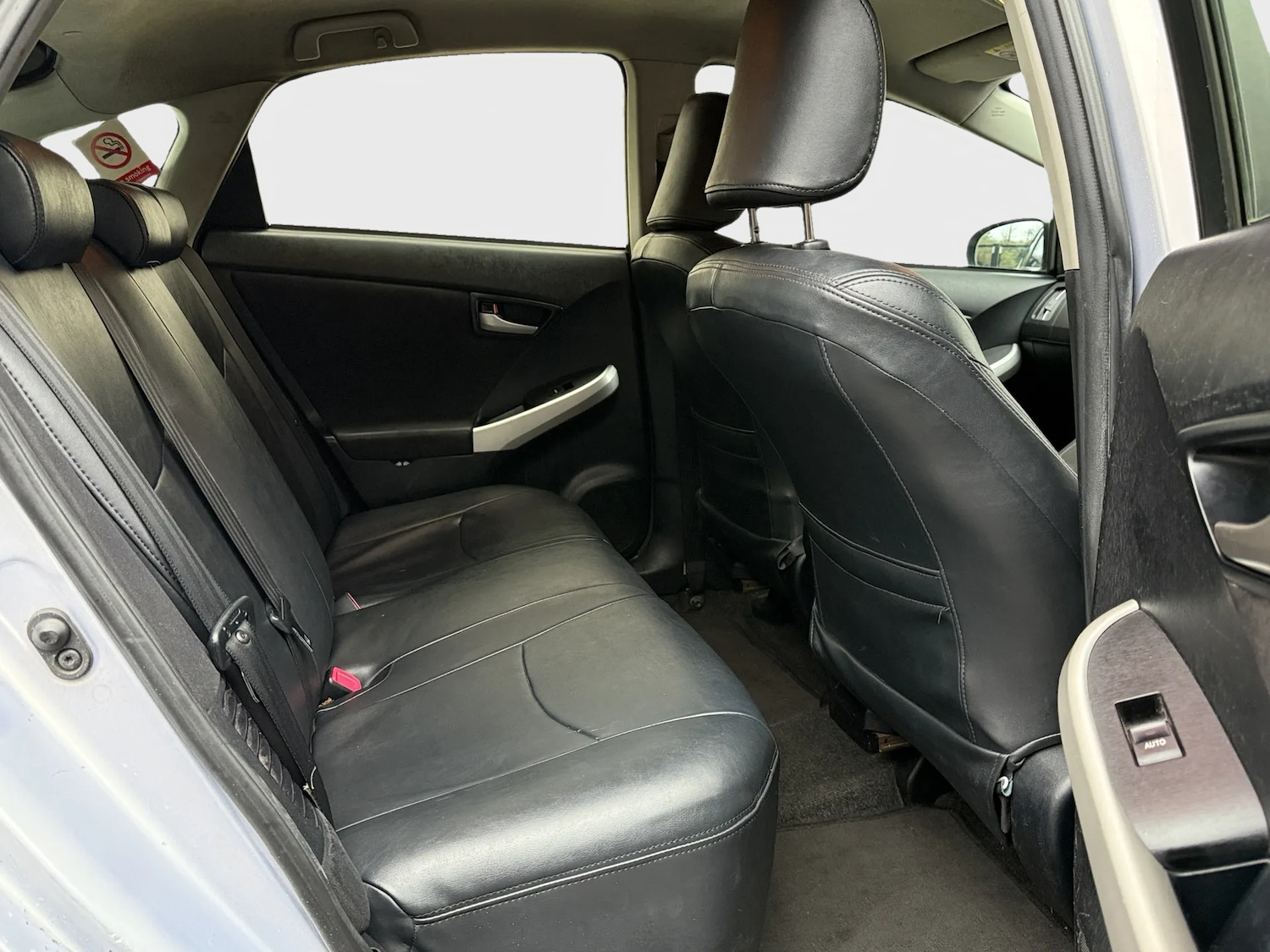 Used Toyota Prius 2018 for sale - 77048568: Photo 12