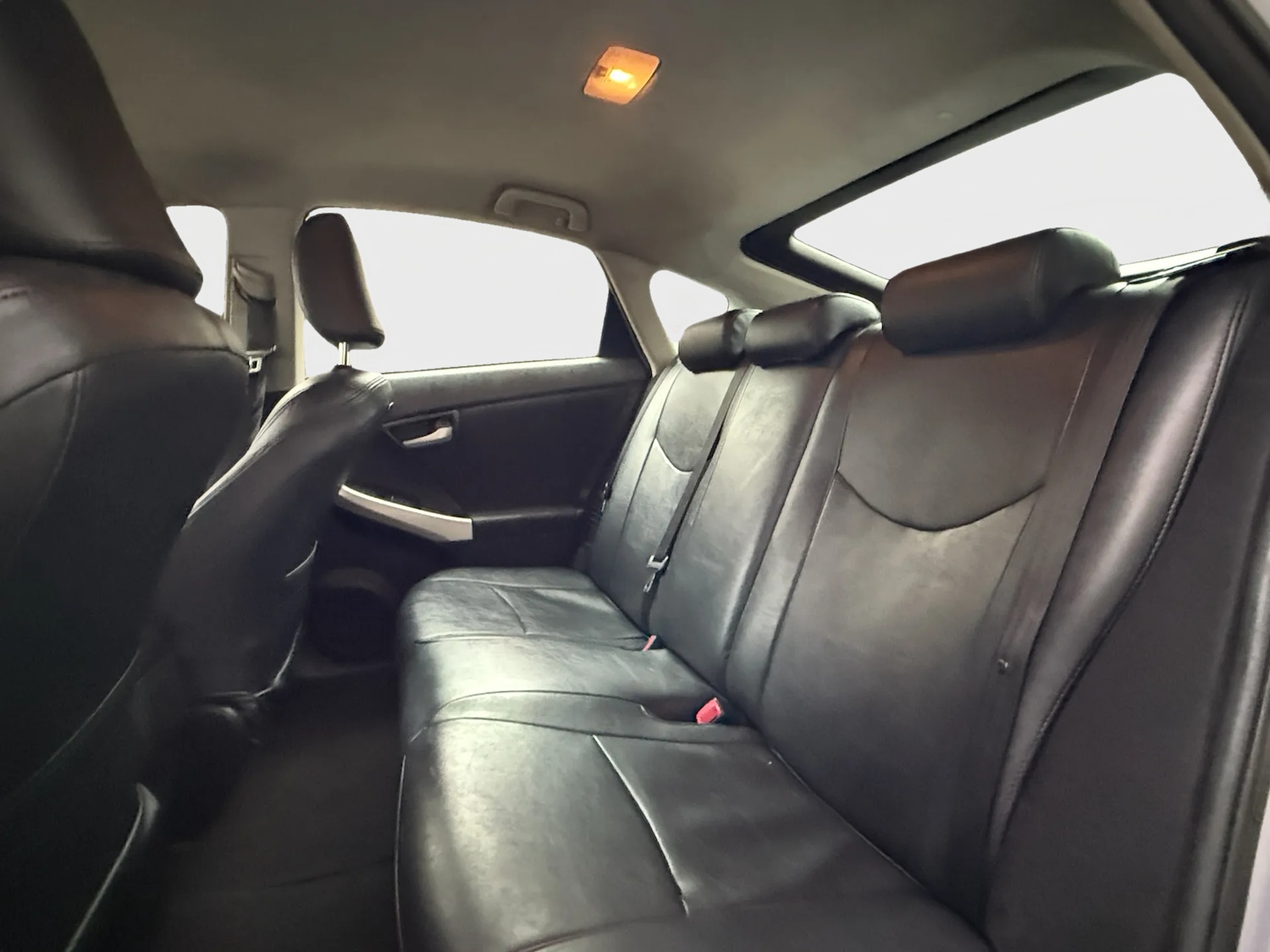 Used Toyota Prius 2018 for sale - 77048568: Photo 18