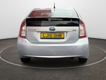 Used Toyota Prius undefined for sale - 77048568: Photo