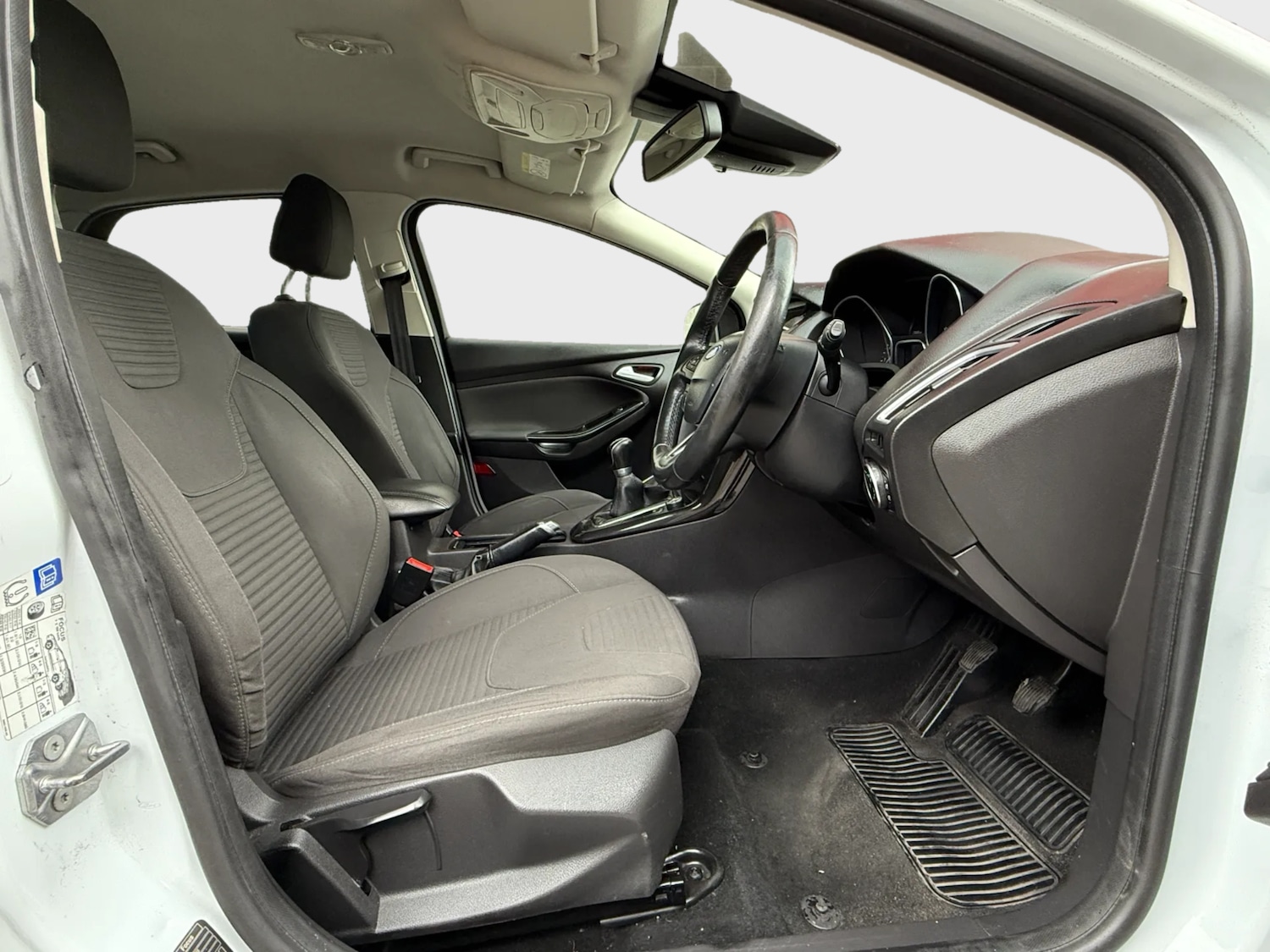 Used Ford Focus 2015 for sale - 78080775: Photo 12