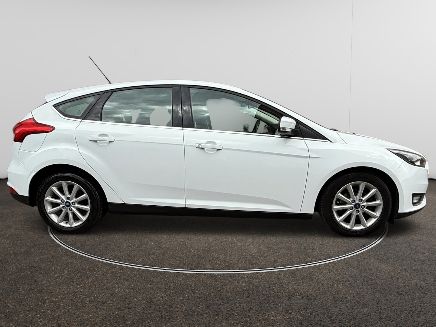 Used Ford Focus 2015 for sale - 78080775: Photo 3