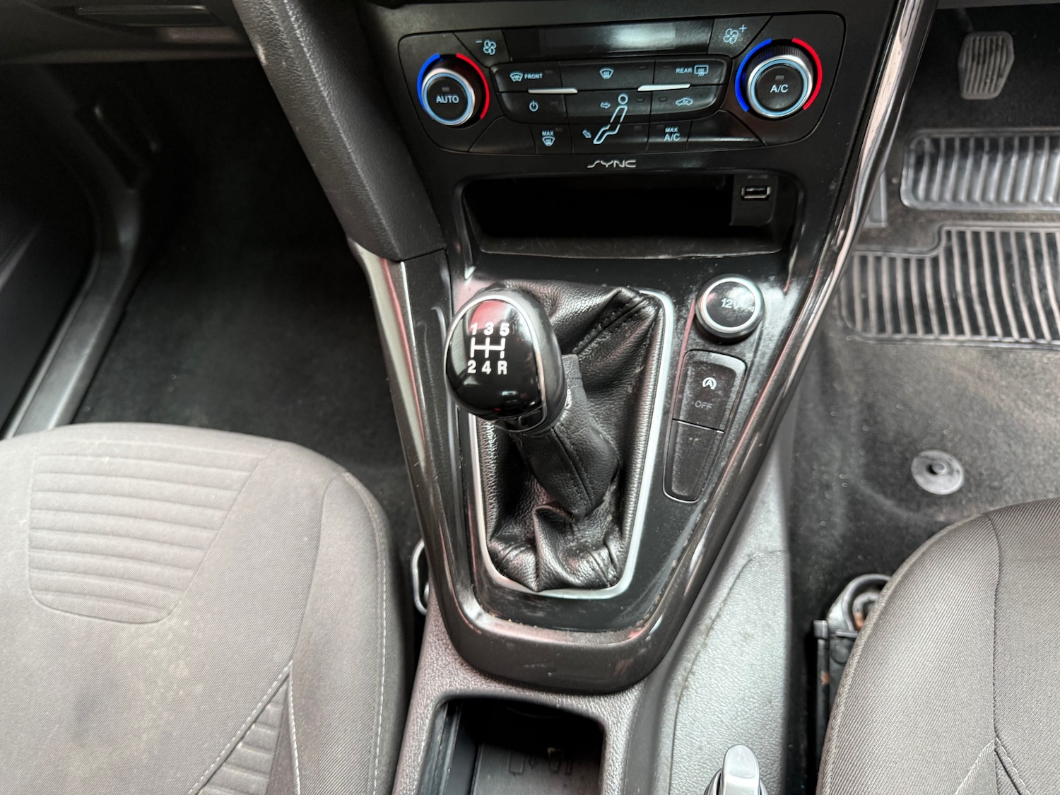 Used Ford Focus 2015 for sale - 78080775: Photo 35