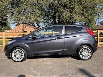 Used Ford Fiesta 2009 for sale - 78750620: Photo