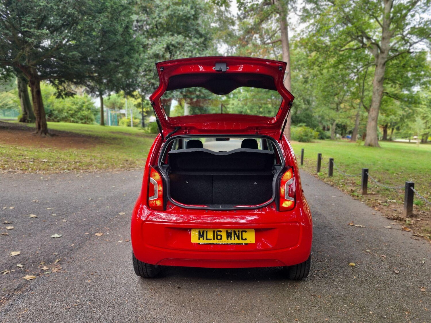 Used Volkswagen up! 2016 for sale - 77193207: Photo 19
