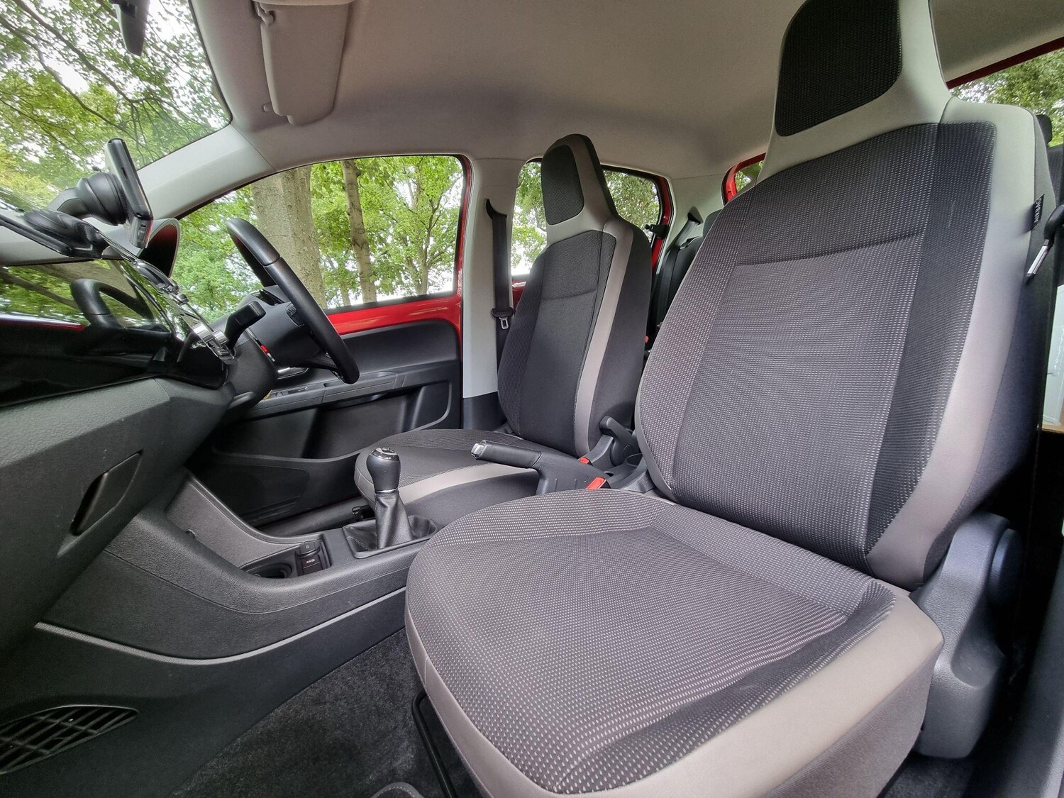 Used Volkswagen up! 2016 for sale - 77193207: Photo 32