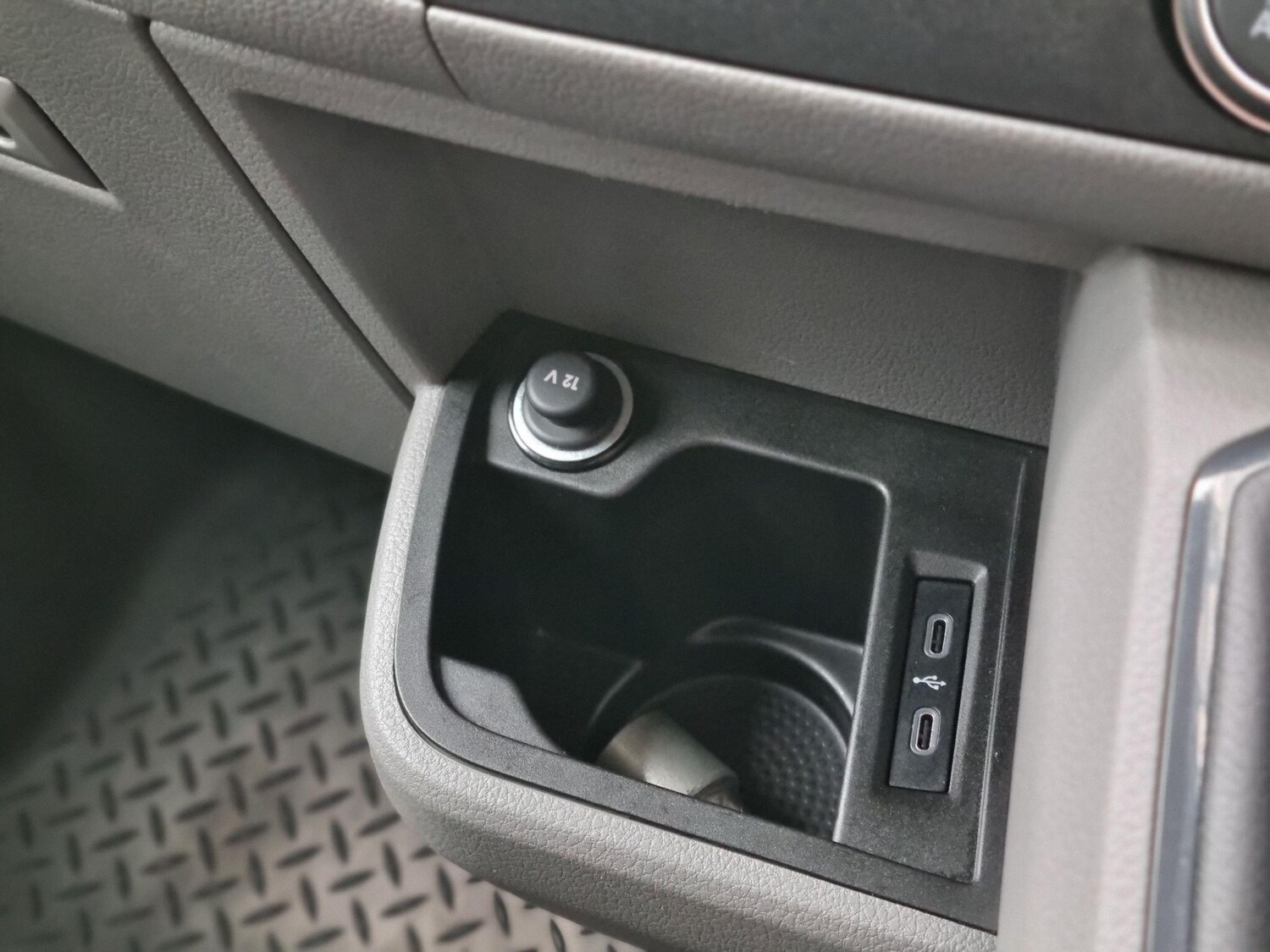 Used Volkswagen Transporter 2024 for sale - 77612696: Photo 34