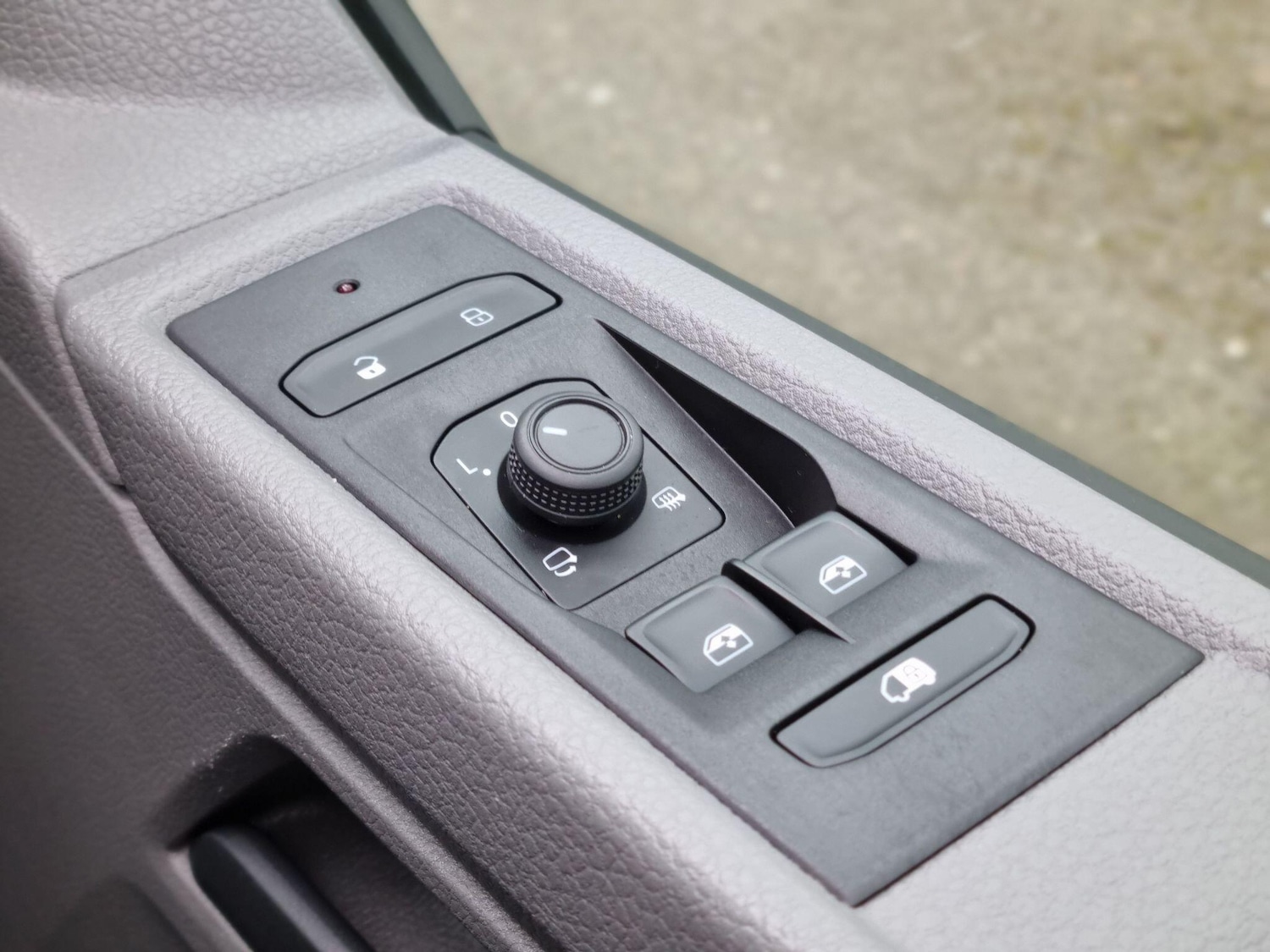 Used Volkswagen Transporter 2024 for sale - 77612696: Photo 40