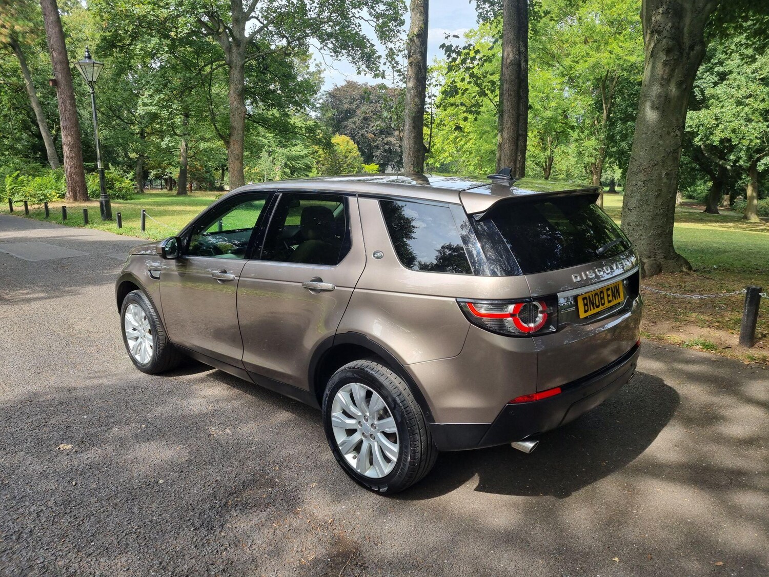 Used Land Rover Discovery Sport 2015 for sale - 77193202: Photo 17