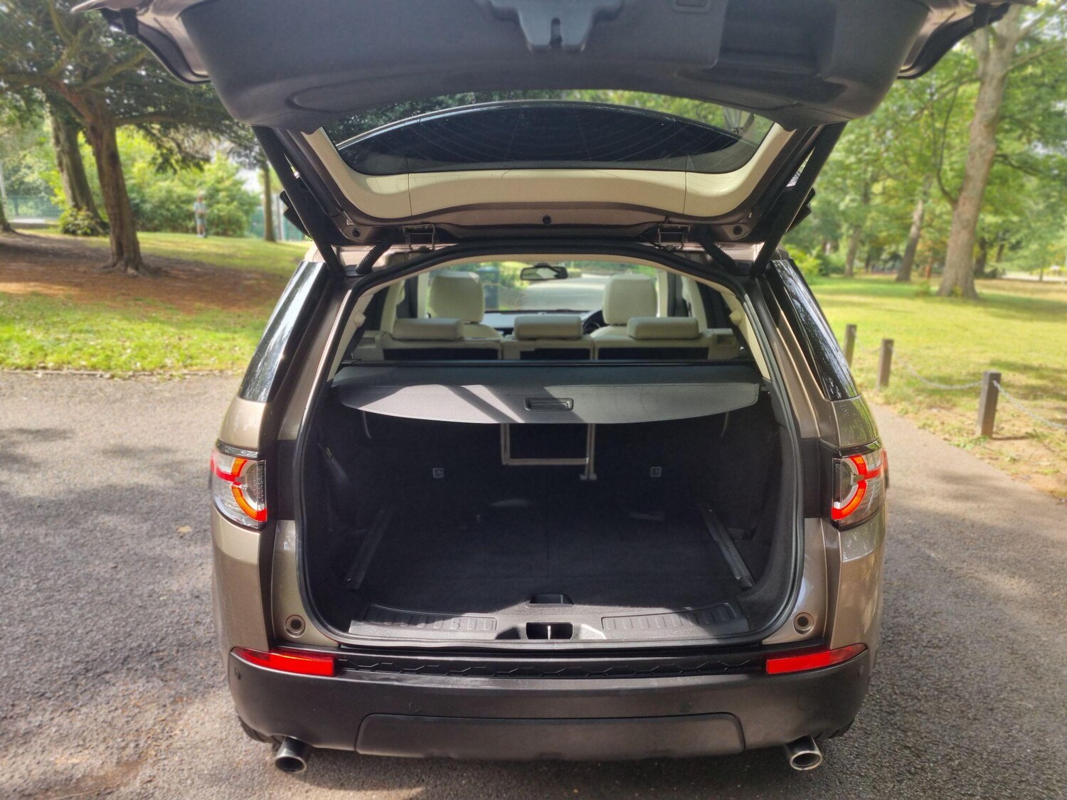 Used Land Rover Discovery Sport 2015 for sale - 77193202: Photo 19