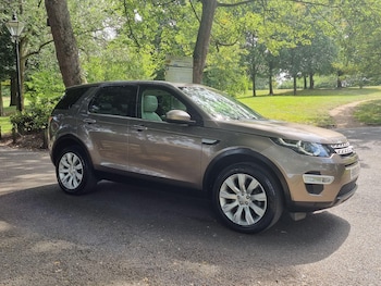 Land Rover Discovery Sport feature image