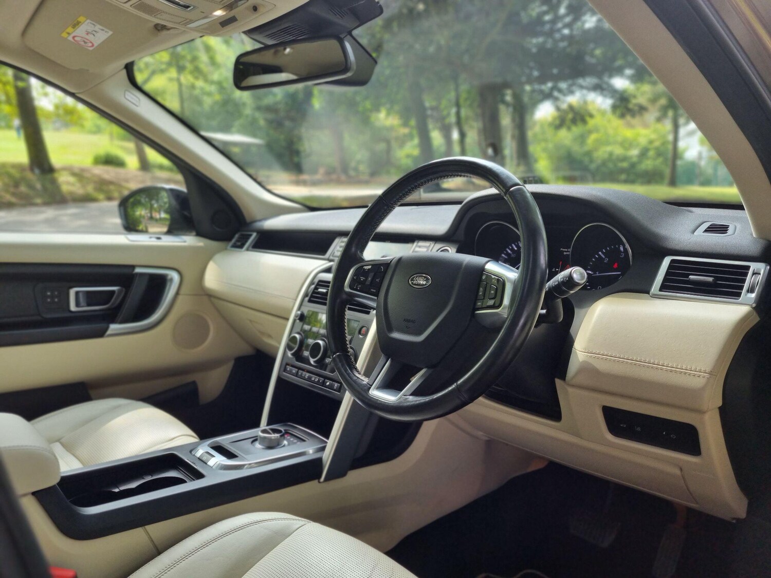 Used Land Rover Discovery Sport 2015 for sale - 77193202: Photo 38