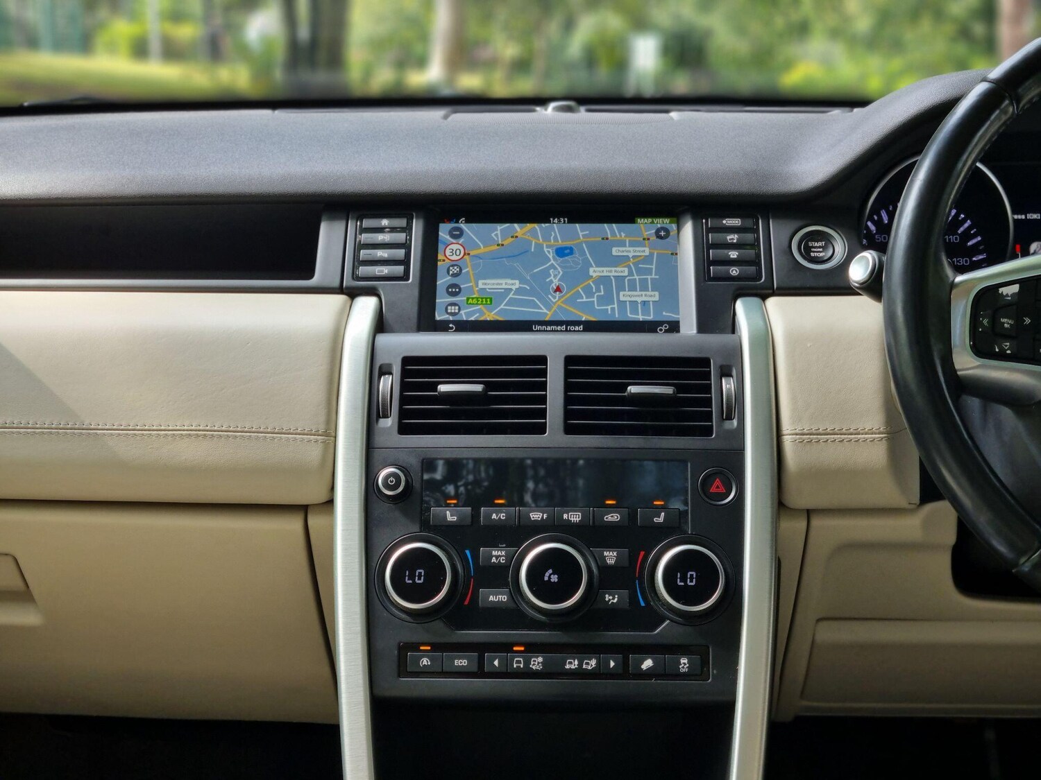 Used Land Rover Discovery Sport 2015 for sale - 77193202: Photo 42