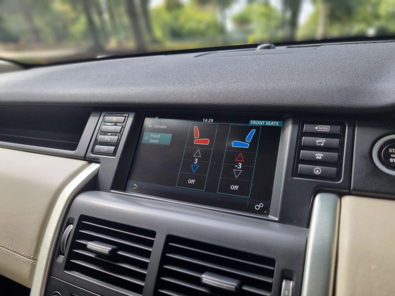 Used Land Rover Discovery Sport 2015 for sale - 77193202: Photo 54