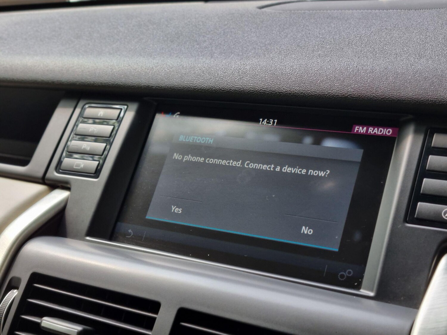 Used Land Rover Discovery Sport 2015 for sale - 77193202: Photo 64