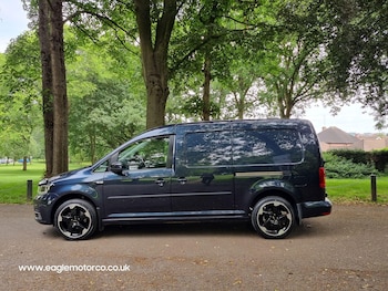 Used Volkswagen Caddy Maxi 2016 for sale - 79219859: Photo